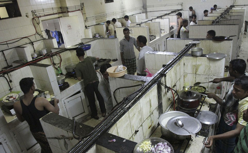 Lebanon News, Breaking News [PHOTOS] The Dark Side Of Dubai Slave