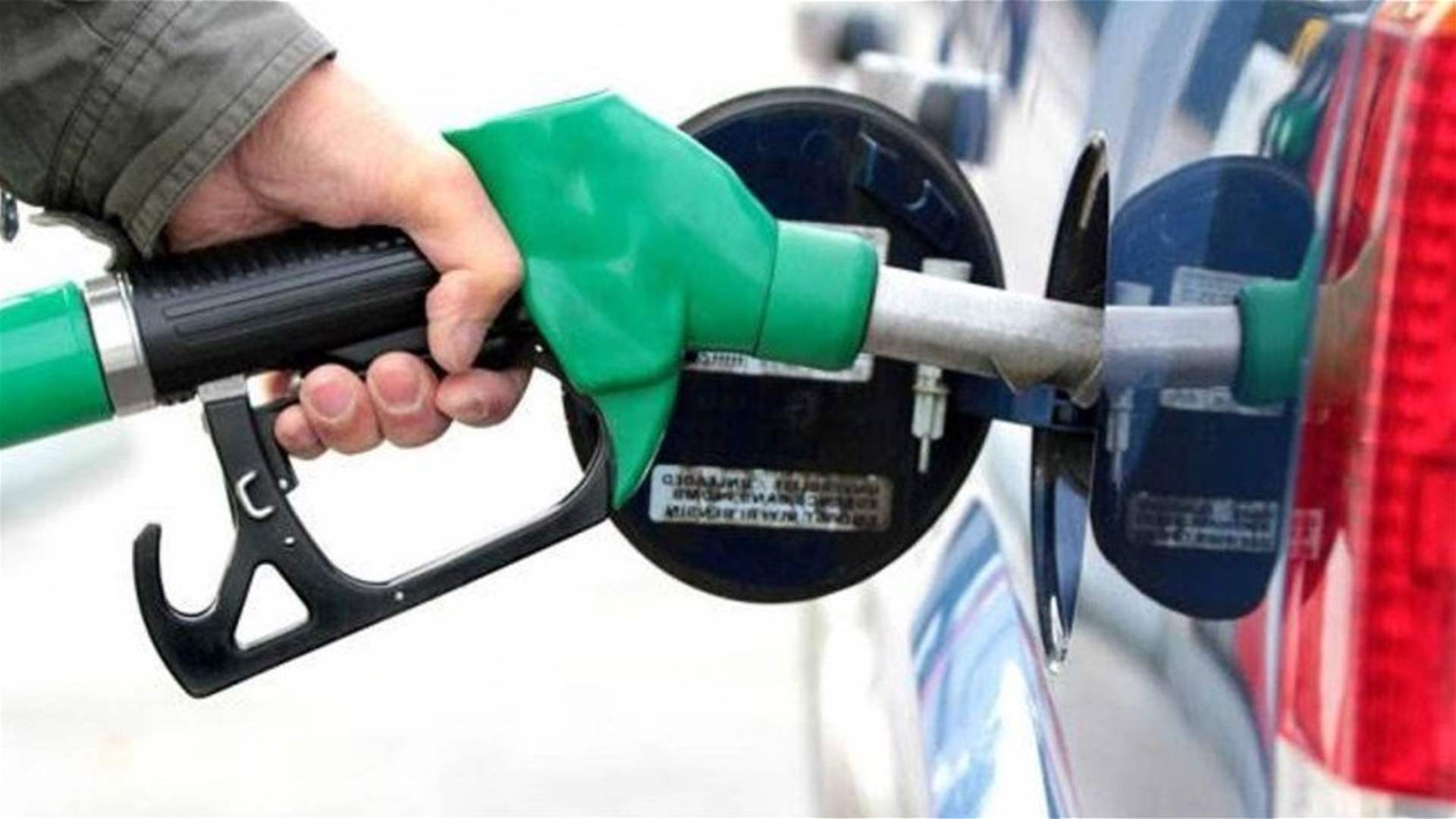 Price of gasoline increases 18000 LBP