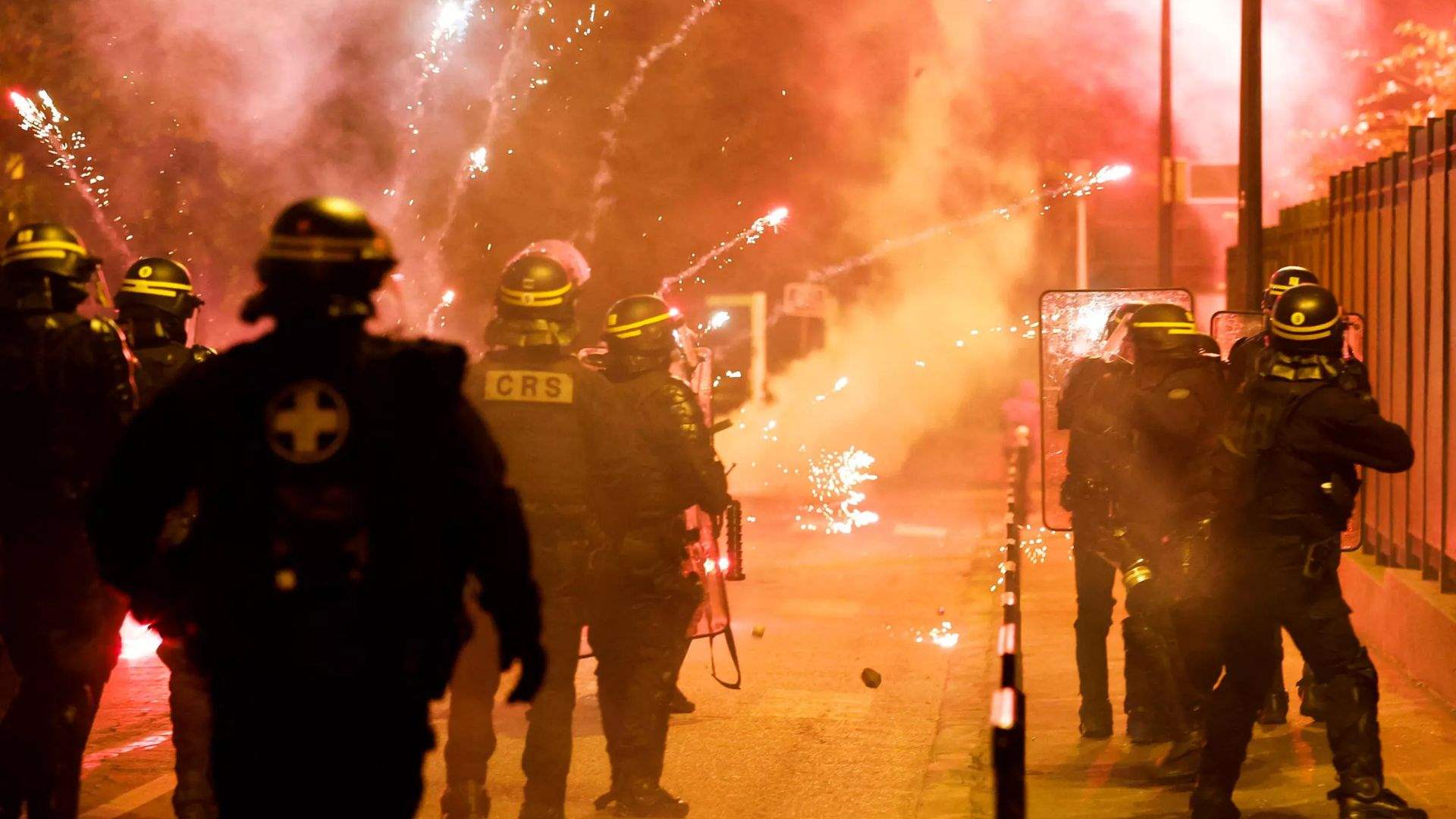 France arrests 667 people in night of rare violence: interior minister ...