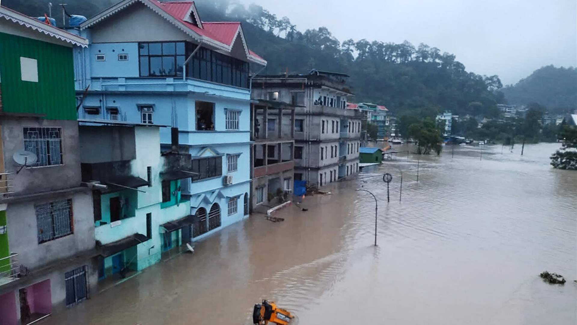 At least 23 Indian soldiers missing in flash flood