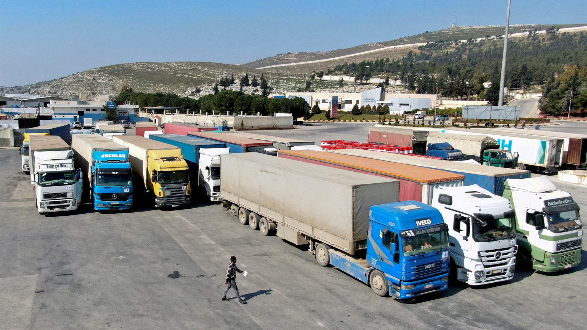 Syria agrees to extend delivery of humanitarian aid through Turkey for six months