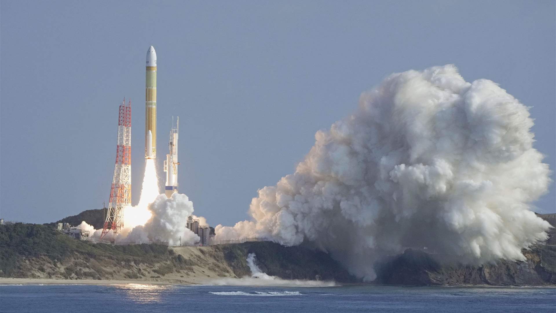 Japan launches successfully next-generation H3 rocket after last year&#39;s failure 