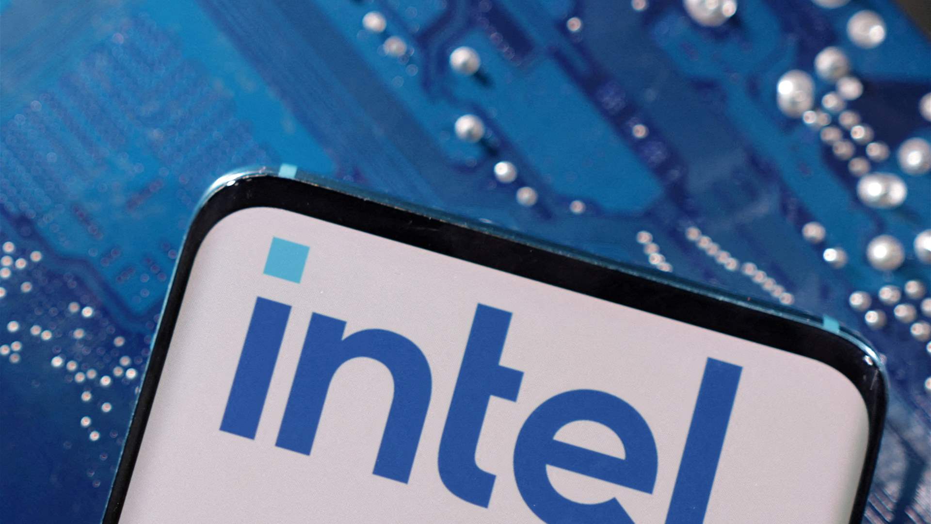Intel gets nearly $20 billion from Biden to boost US chip output