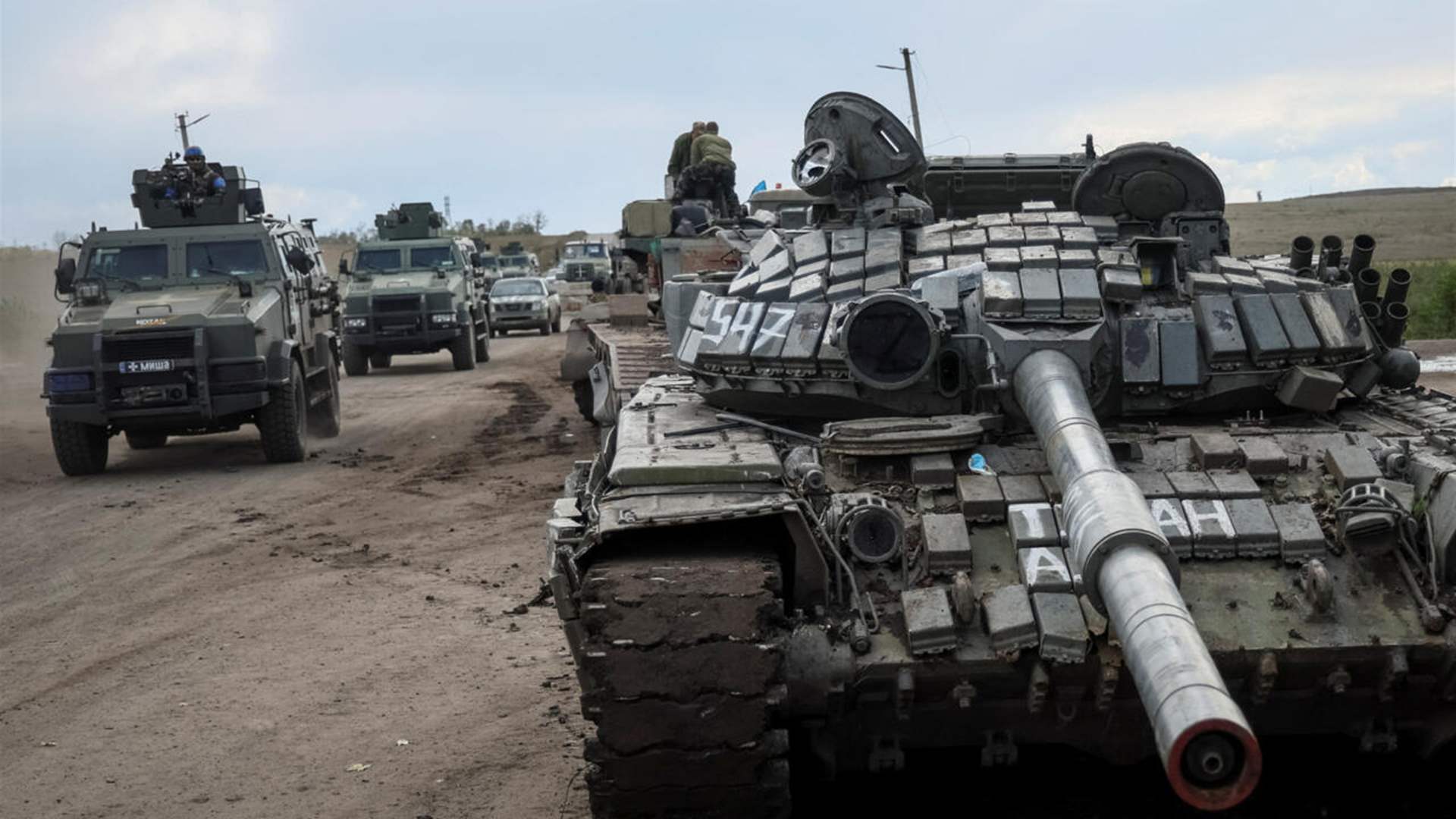 ستولتنبرغ يقترح إنشاء صندوق بقيمة 100 مليار يورو لإمداد أوكرانيا بالسلاح