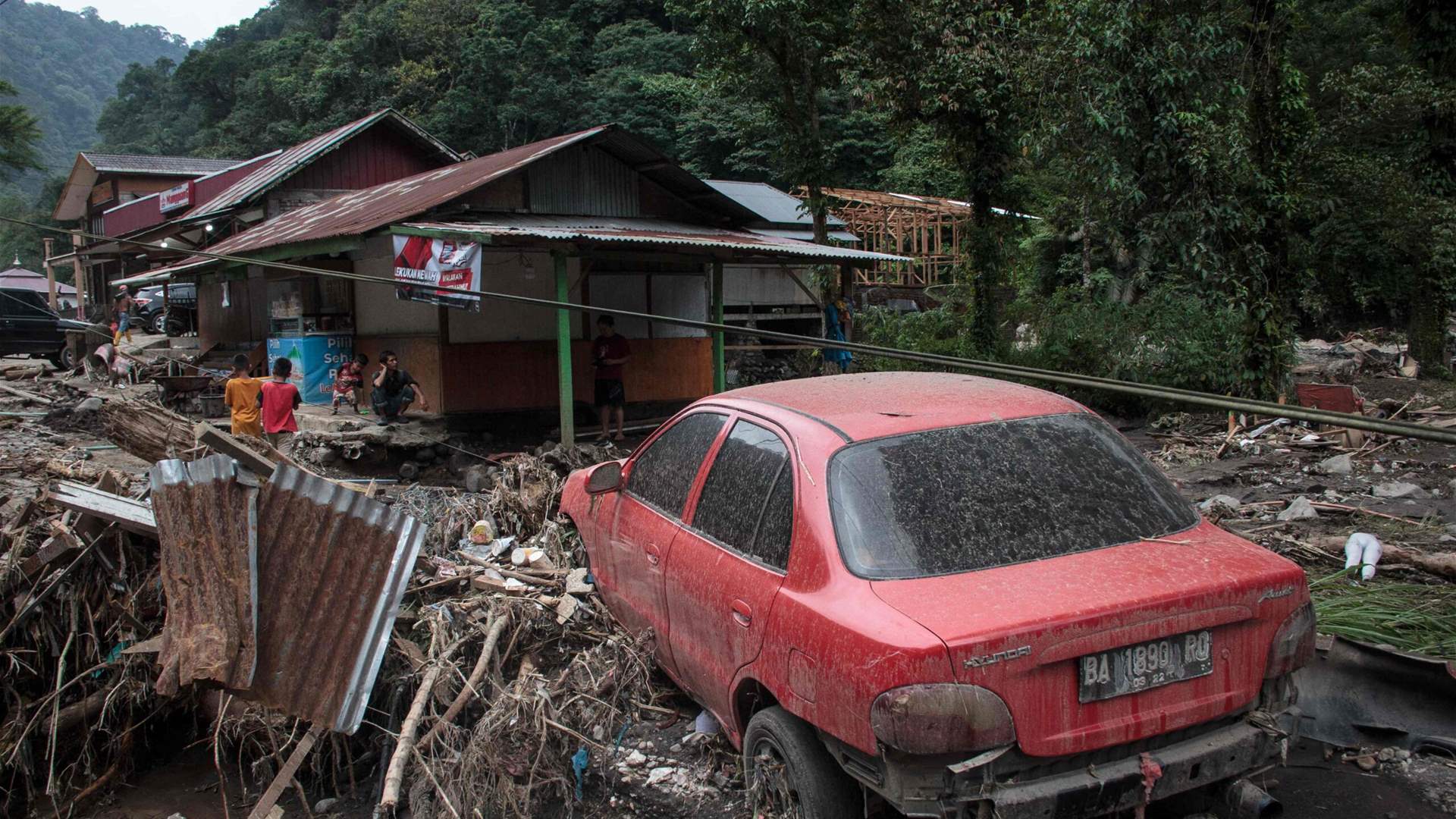 Indonesia&#39;s flood death toll rises to 37, and 17 missing
