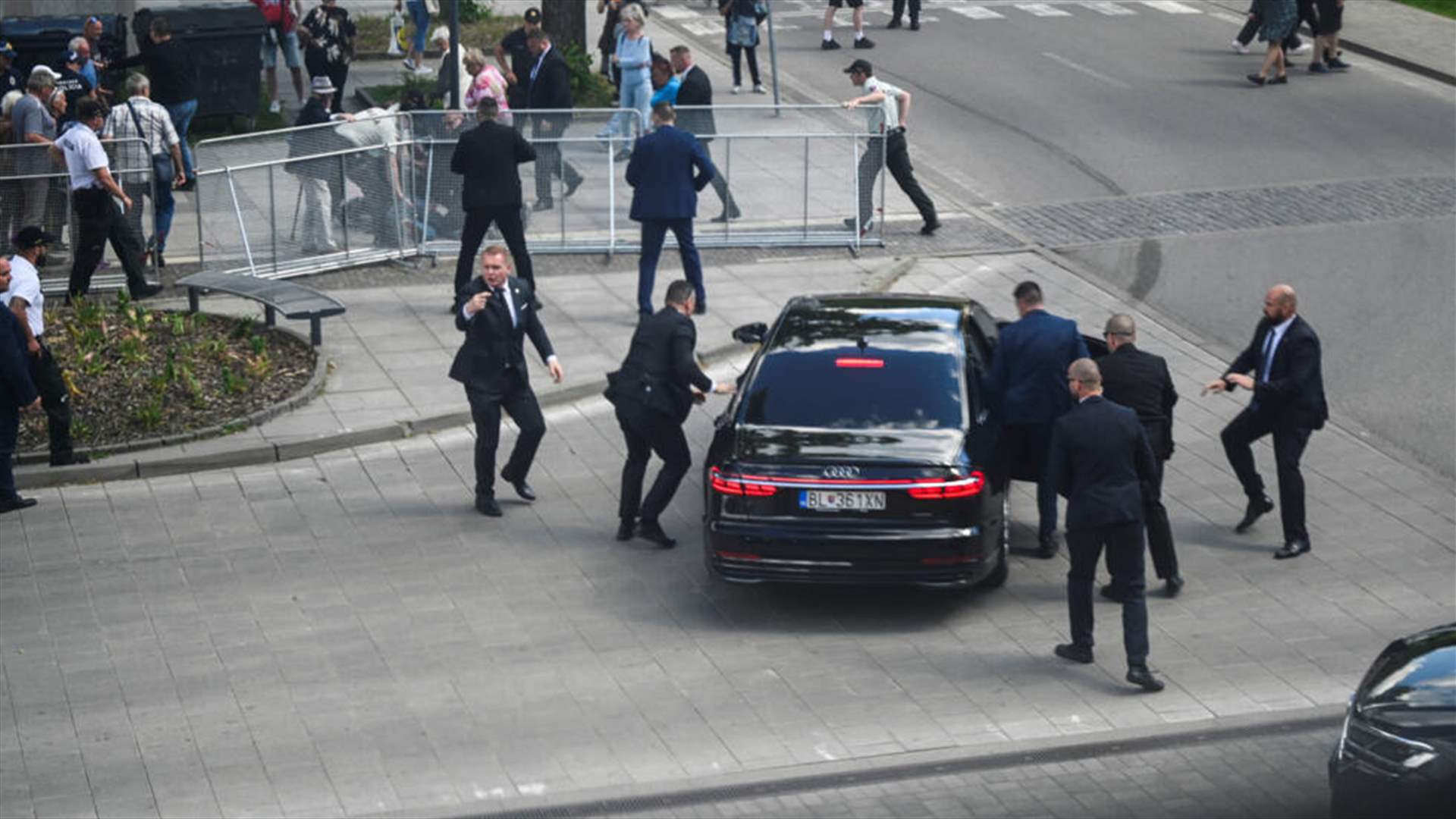 تعرض رئيس وزراء سلوفاكيا لمحاولة إغتيال بعد إجتماع حكومي وحالته &quot;حرجة&quot;