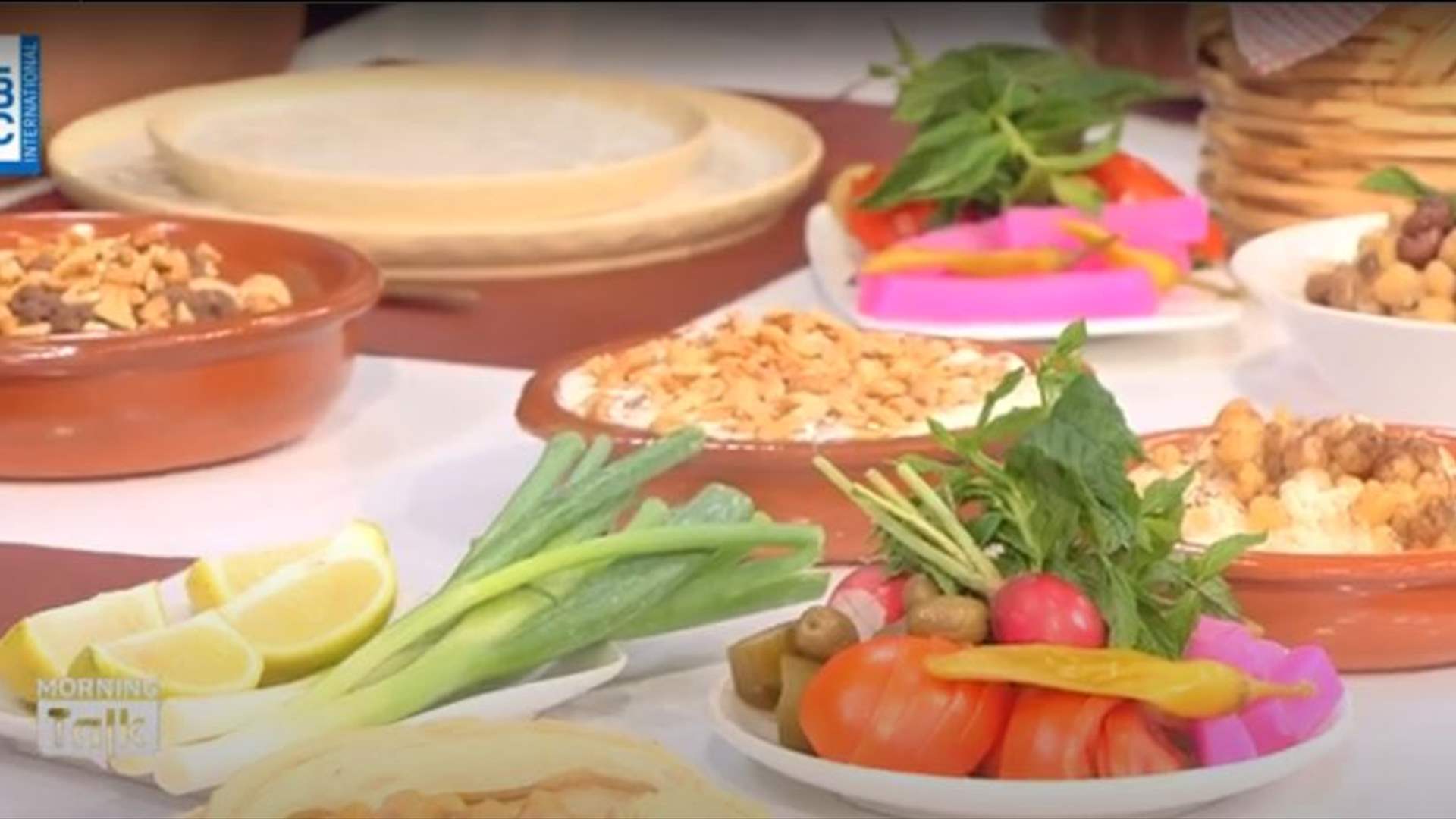الفطور الطرابلسي التقليدي... تعلّموا طريقة تحضيره مع الشيف جميل عكرا (فيديو)