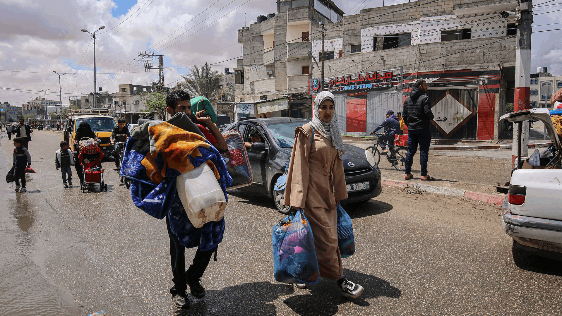UNRWA sounds alarm: One million refugees fleeing Rafah&#39;s desperate conditions