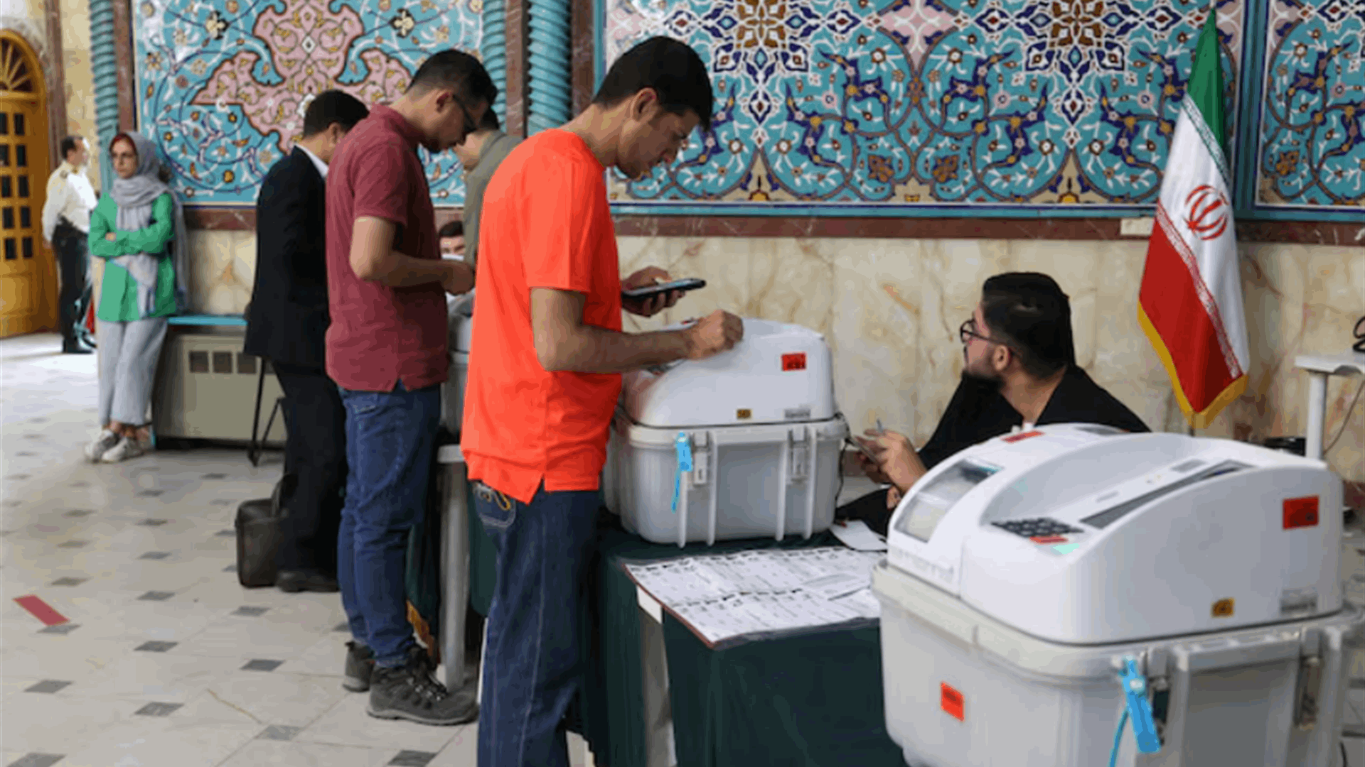 Iran registers presidential candidates for early vote after Raisi&#39;s death