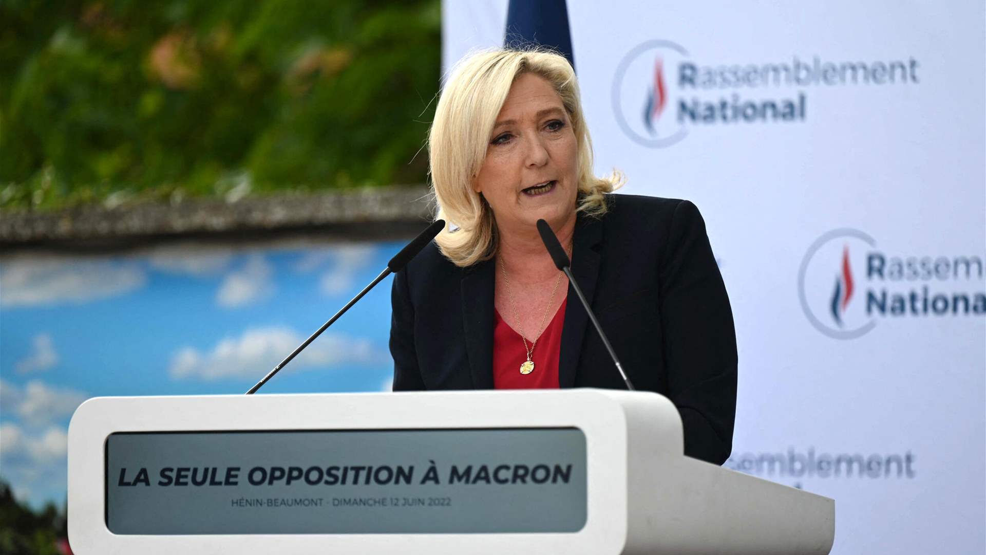 حزب التجمع الوطنيّ يتصدر سباق الانتخابات البرلمانية الفرنسية 