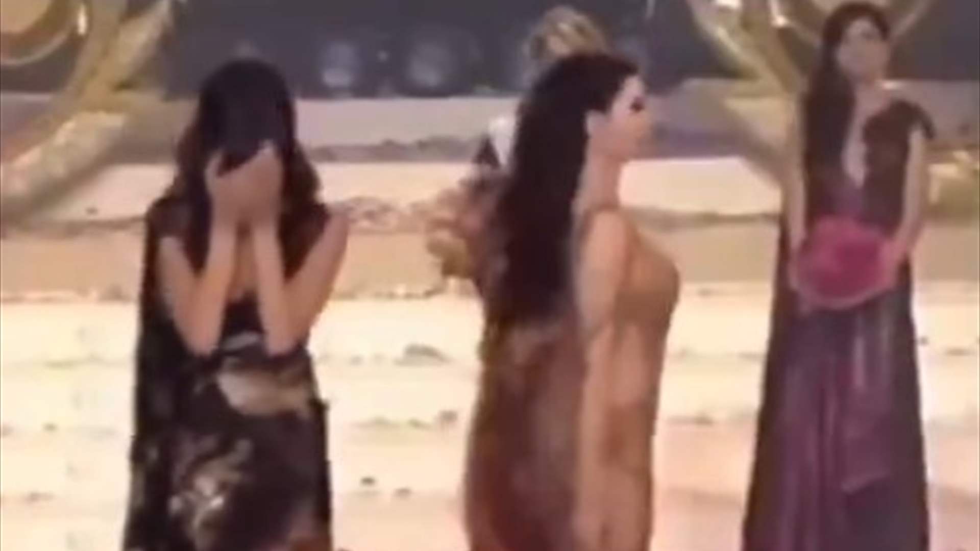20 عاماً على تتويج نادين نسيب نجيم ملكة جمال لبنان.. فيديو ردّ فعل لاميتا فرنجيه يثير جدلاً