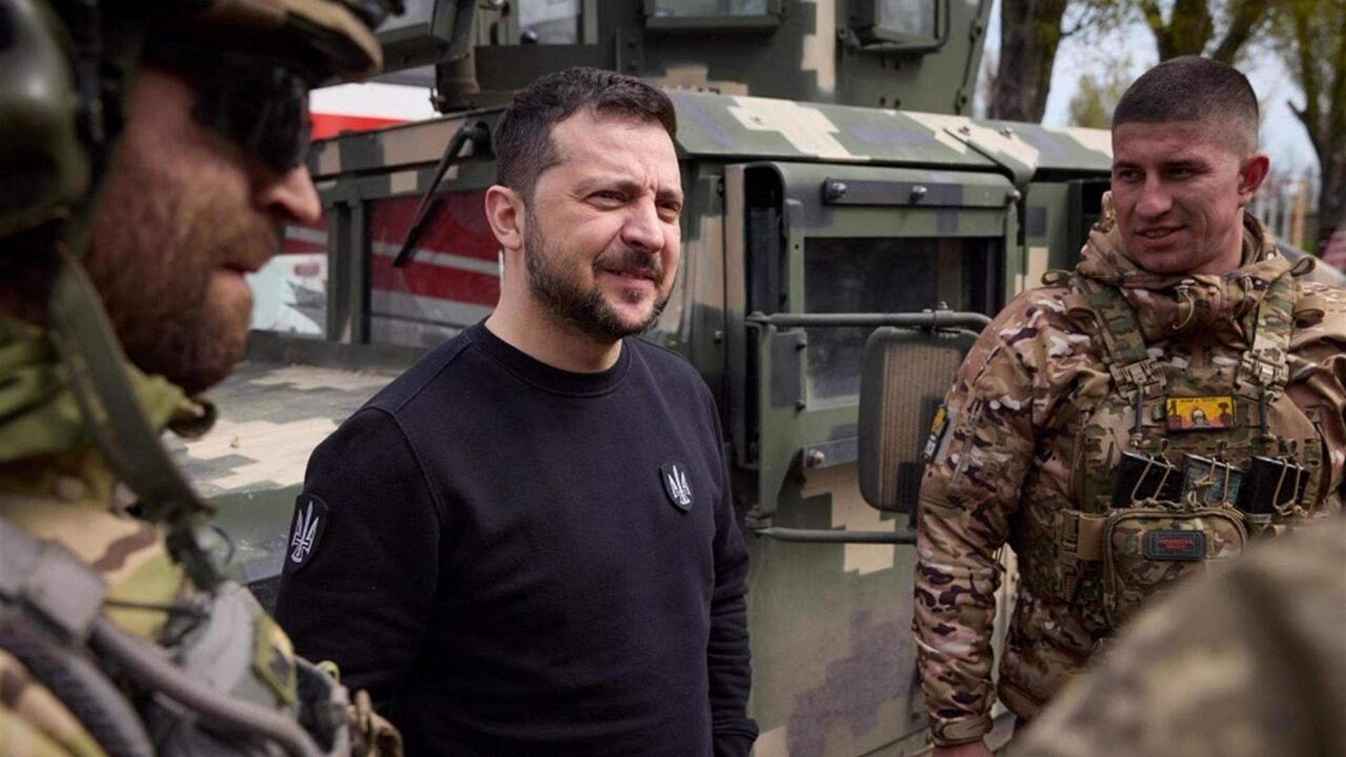 زيلينسكي زار خط الجبهة في دونيتسك في شرق أوكرانيا