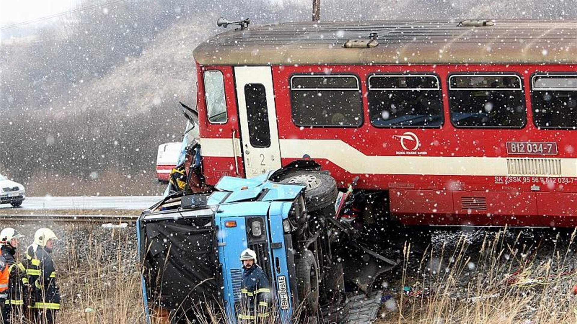 Four dead in Slovakia train, bus collision