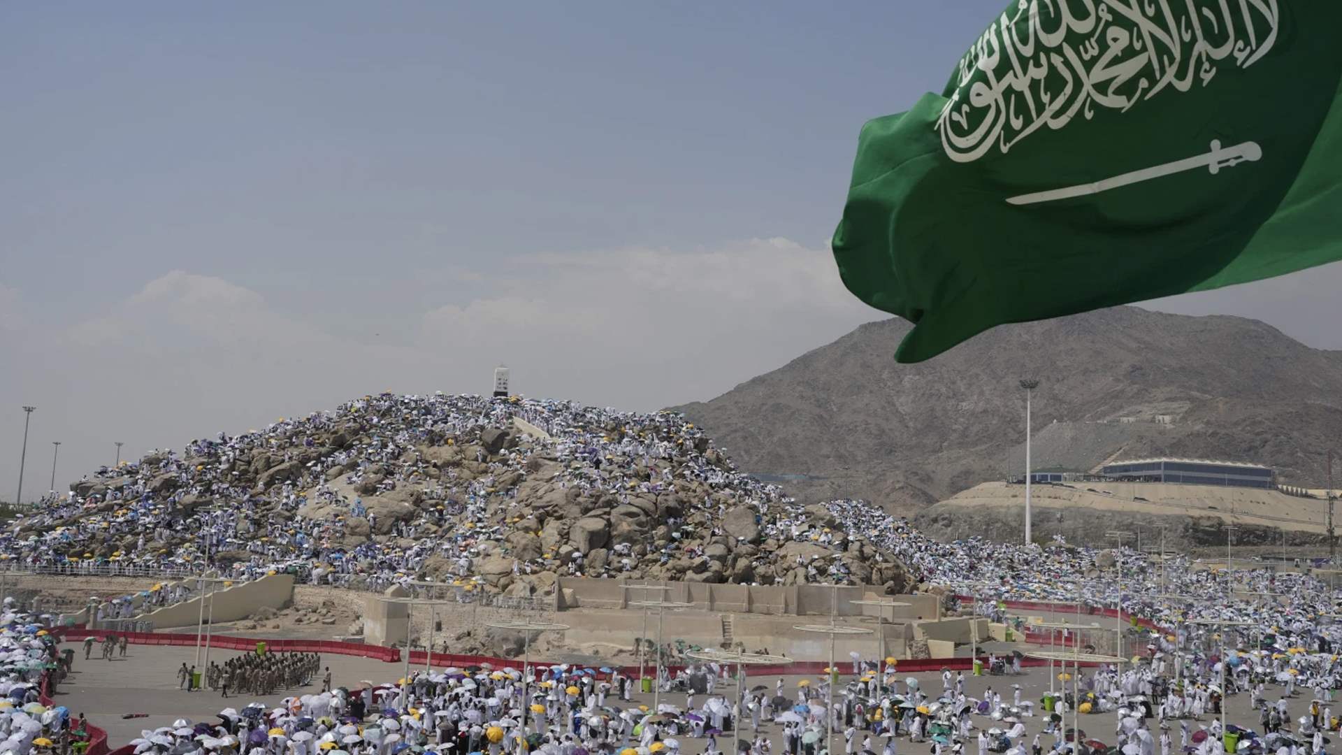 Scientists: Climate change boosted deadly Saudi haj heat by 2.5 C