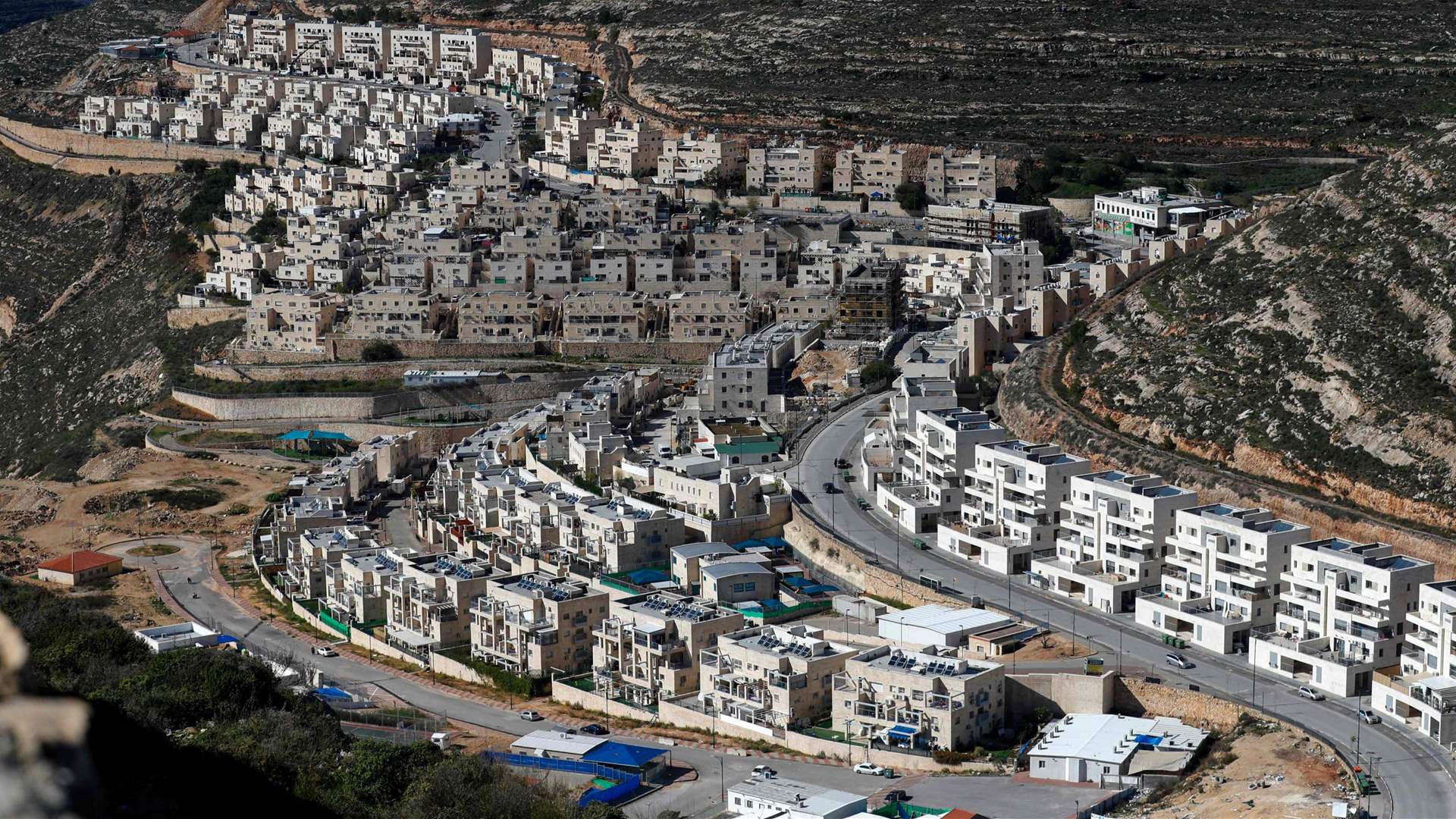 Settlement expansion: Israel approves decision of building more settlements in the West Bank