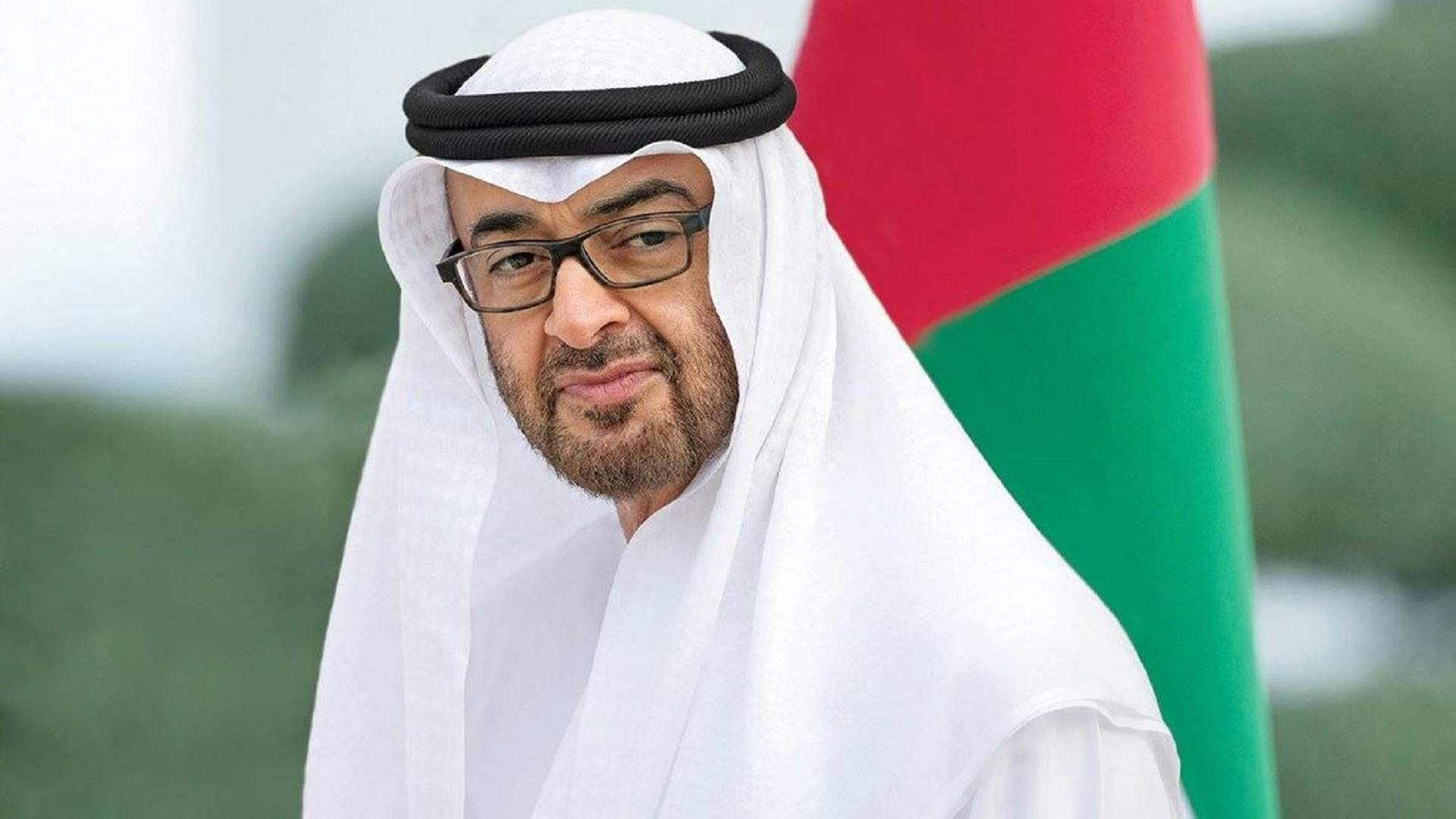 رئيس الإمارات للبرهان: ندعم المبادرات الرامية لإنهاء الأزمة في السودان