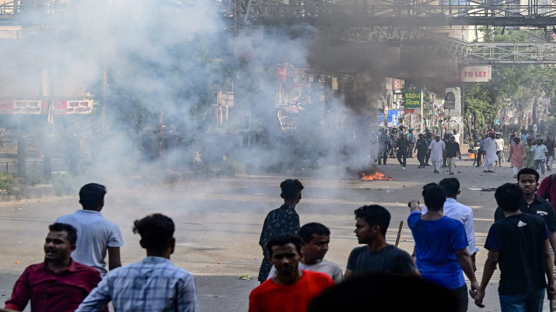 الطلاب في بنغلادش لن يوقفوا احتجاجاتهم