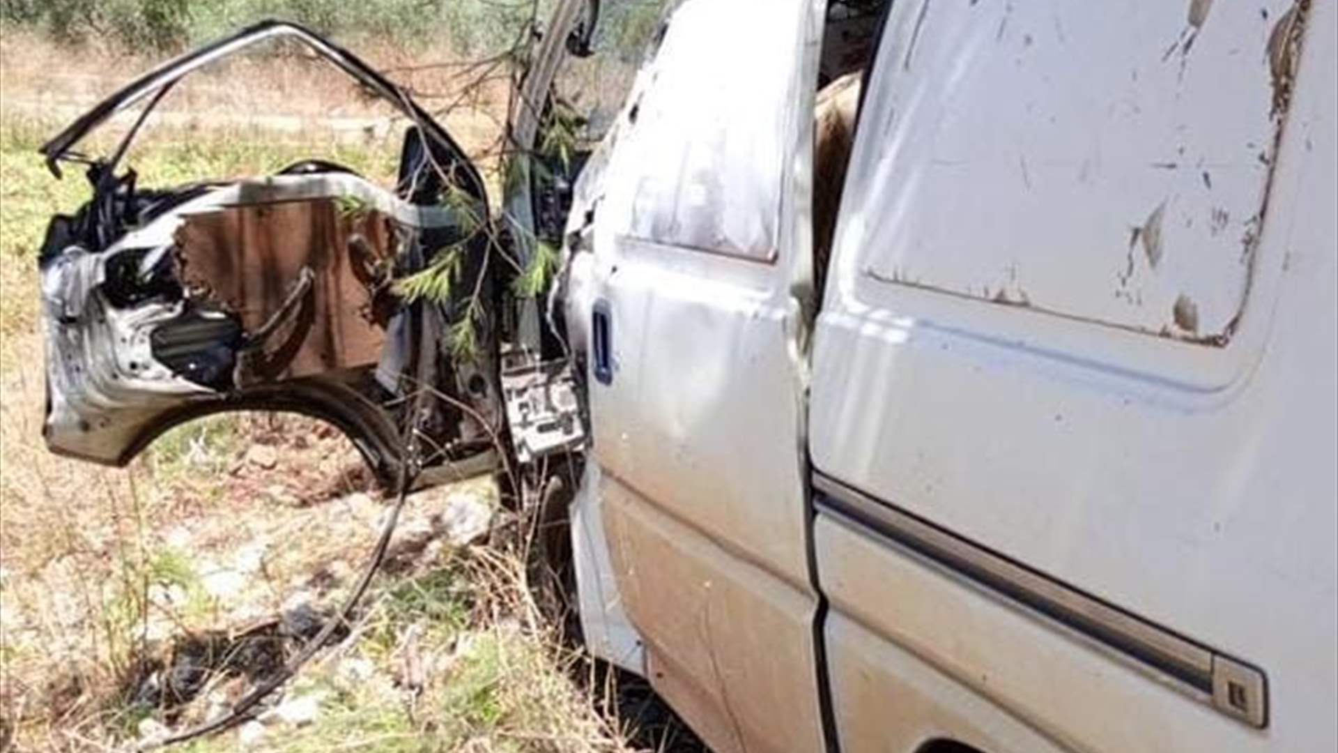 Israeli airstrike targets van in Chaqra, south Lebanon