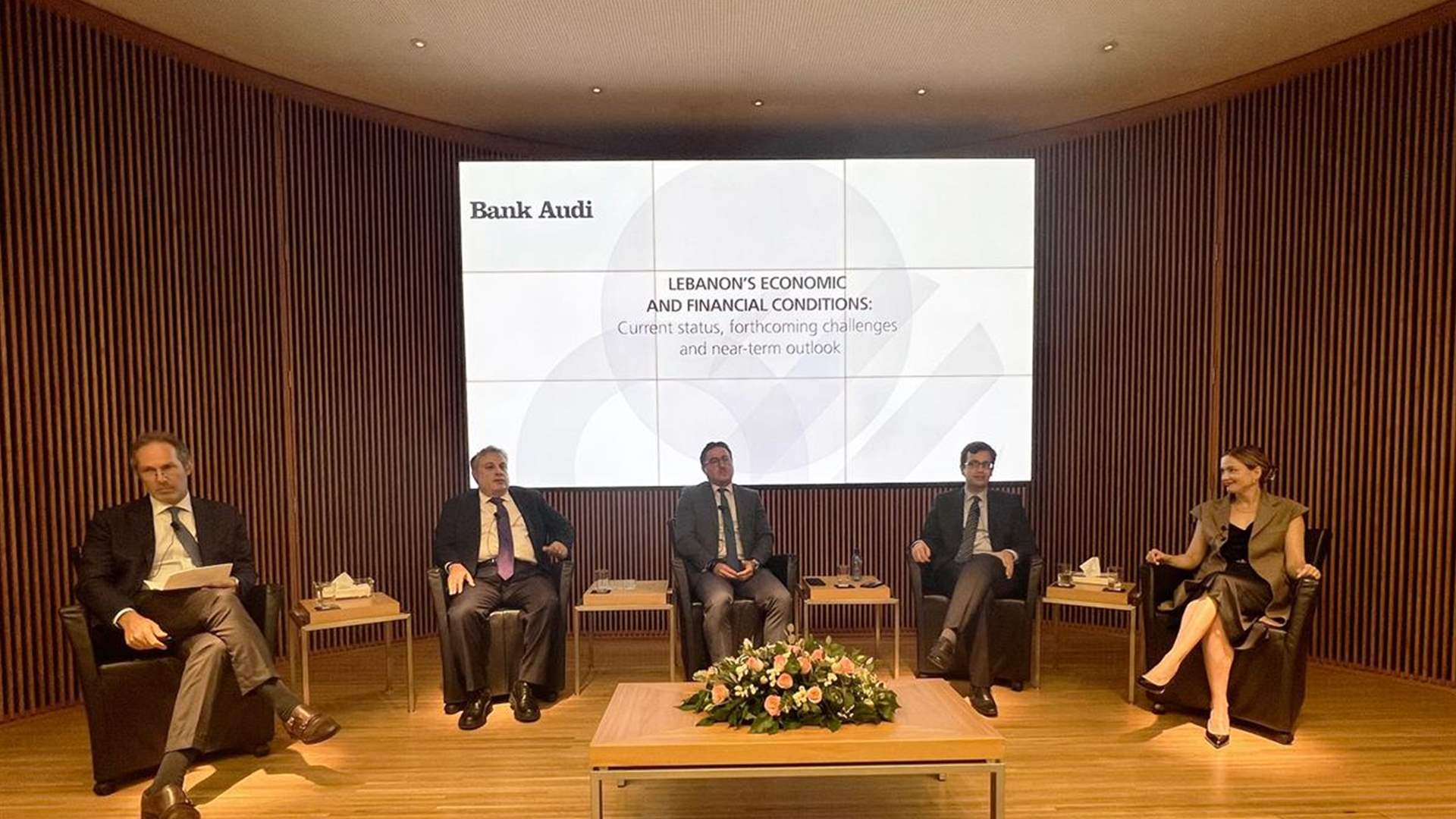 منتدى محلي-دولي في بنك عوده حول اقتصاد لبنان: من التحديات إلى المخارج والآفاق (صورة)