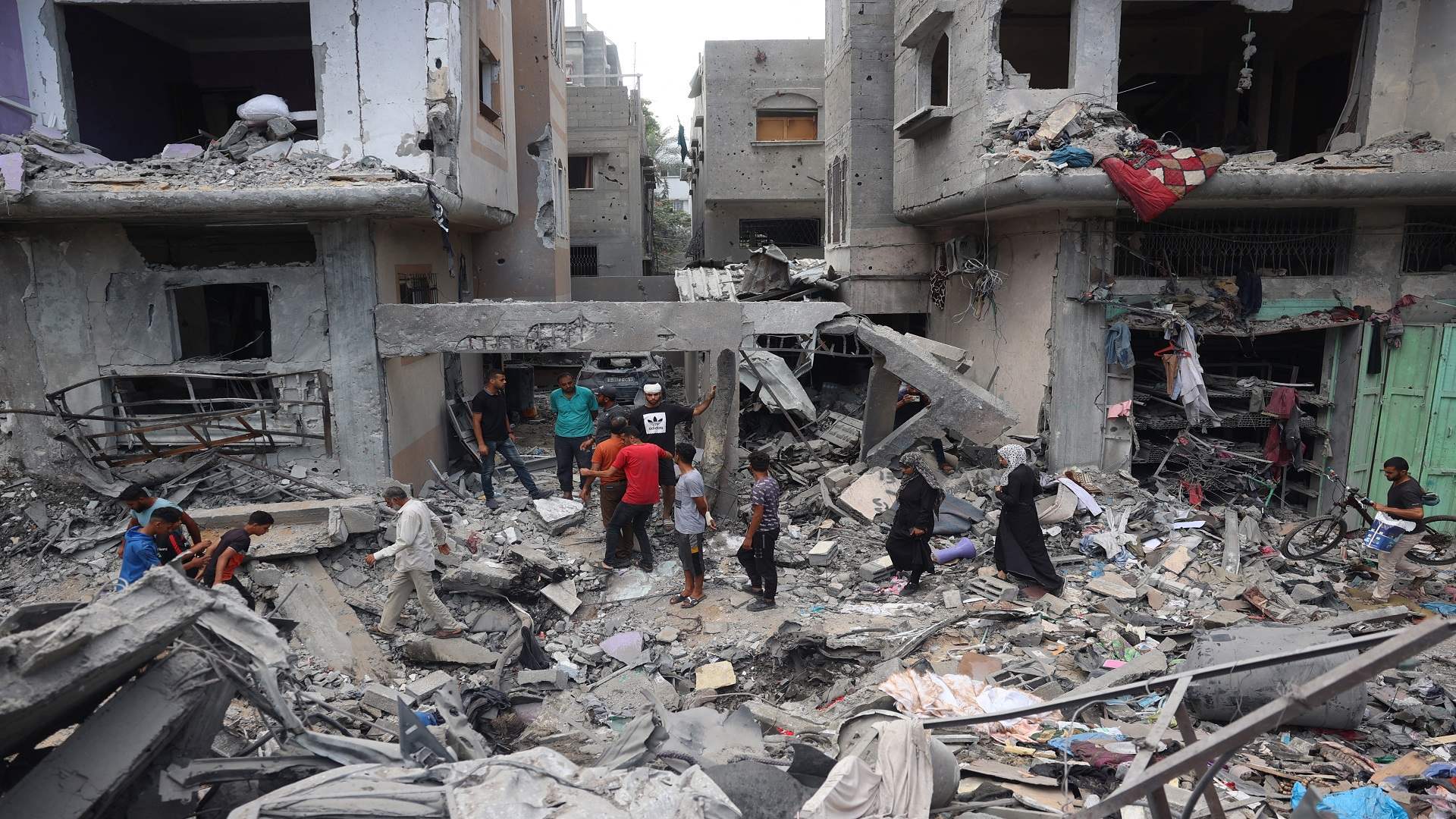 الدفاع المدني في غزة: استشهاد 12 فلسطينيا في هجوم إسرائيلي على مدرسة تؤوي نازحين