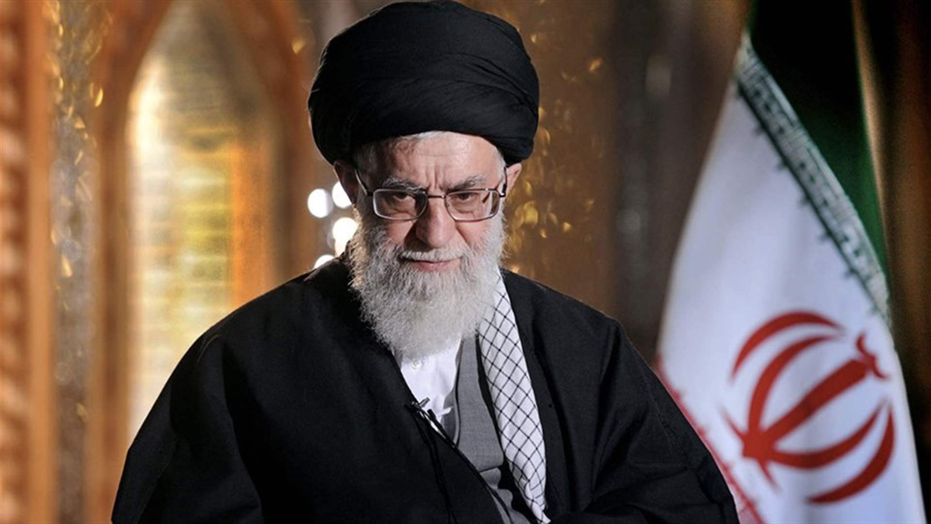 خامنئي ينصّب بزشكيان رئيساً لإيران بعد فوزه بالانتخابات