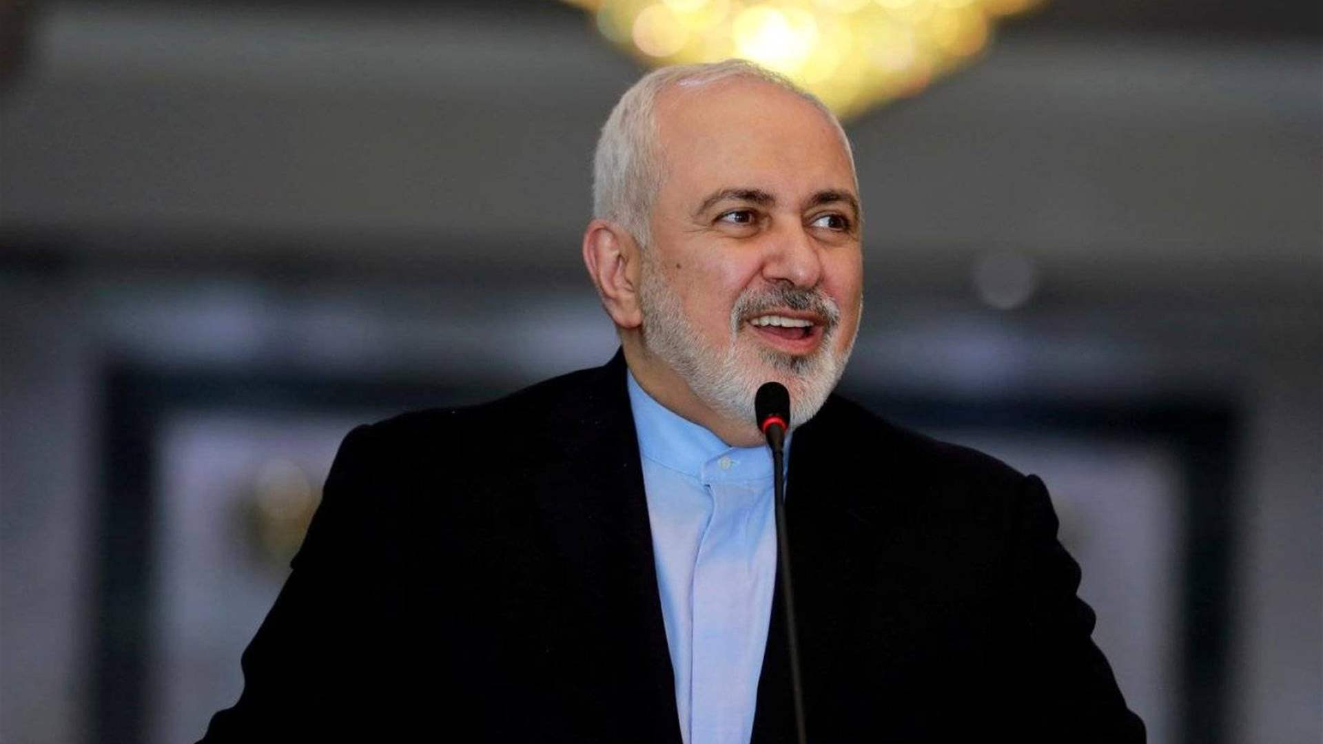 الرئيس الإيراني يعيّن ظريف مساعده للشؤون الاستراتيجية