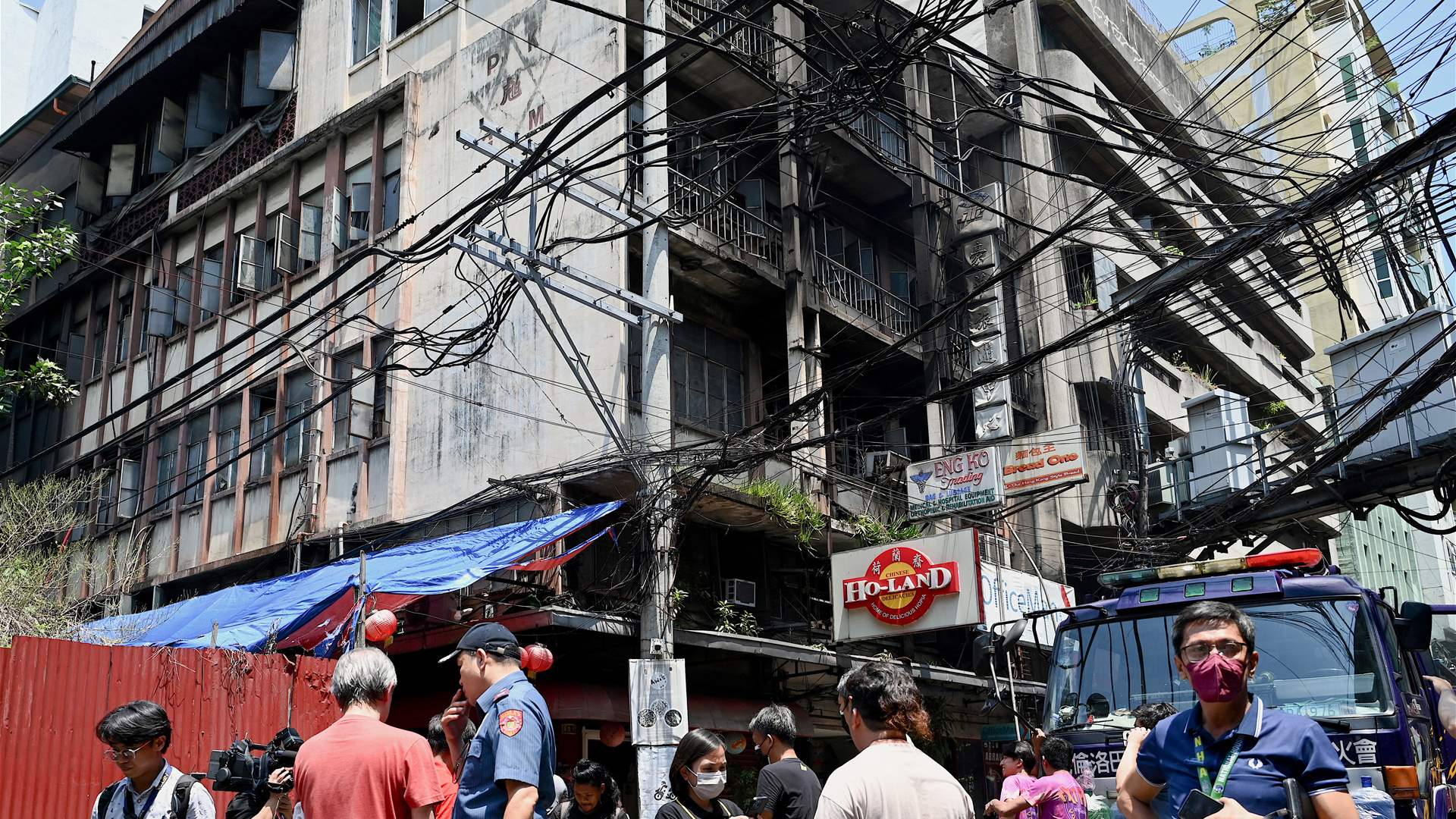 مقتل 11 في حريق مبنى بالعاصمة الفلبينية
