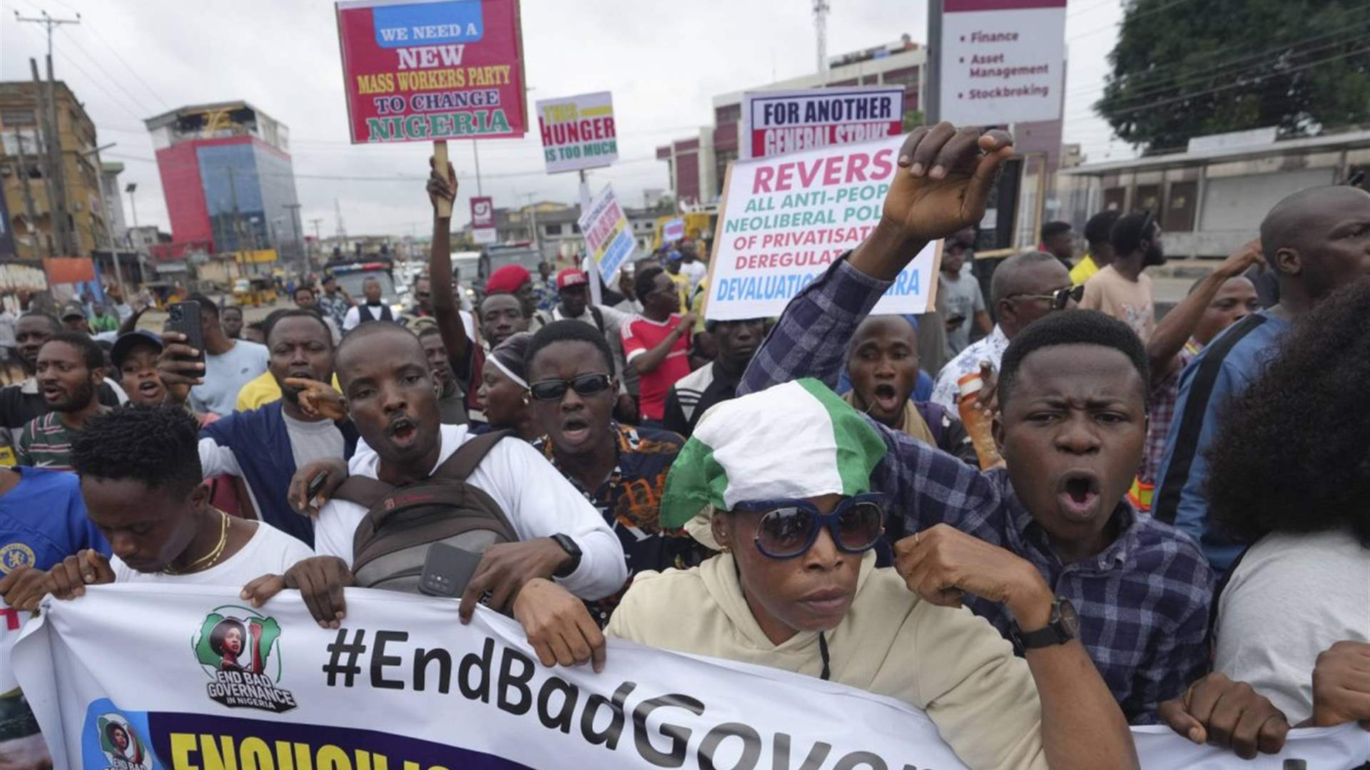 قتلى في الاحتجاجات على ارتفاع تكاليف المعيشة في نيجيريا 