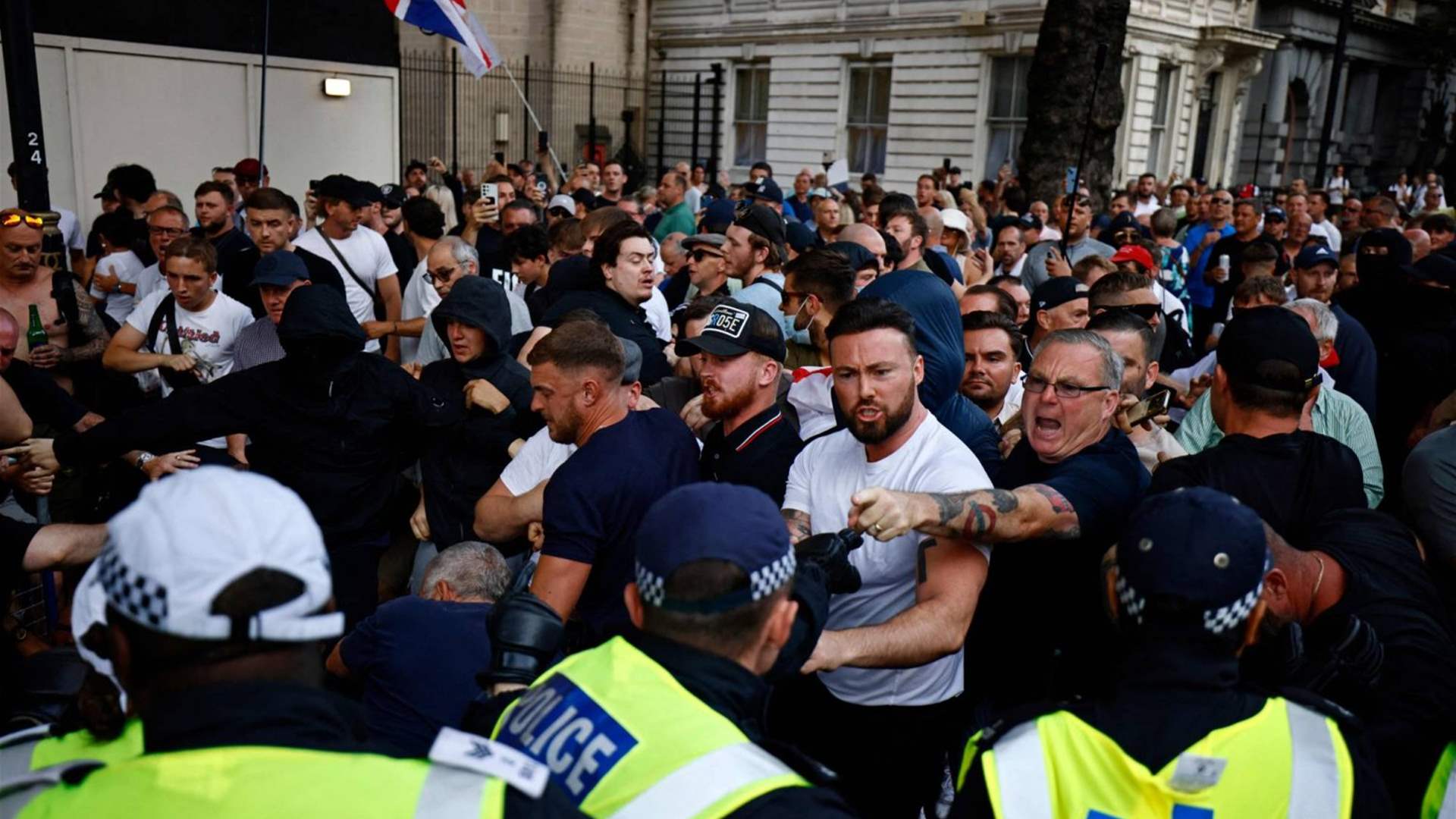 الشرطة البريطانية تستعد لاحتجاجات مخطط لها من اليمين المتطرف