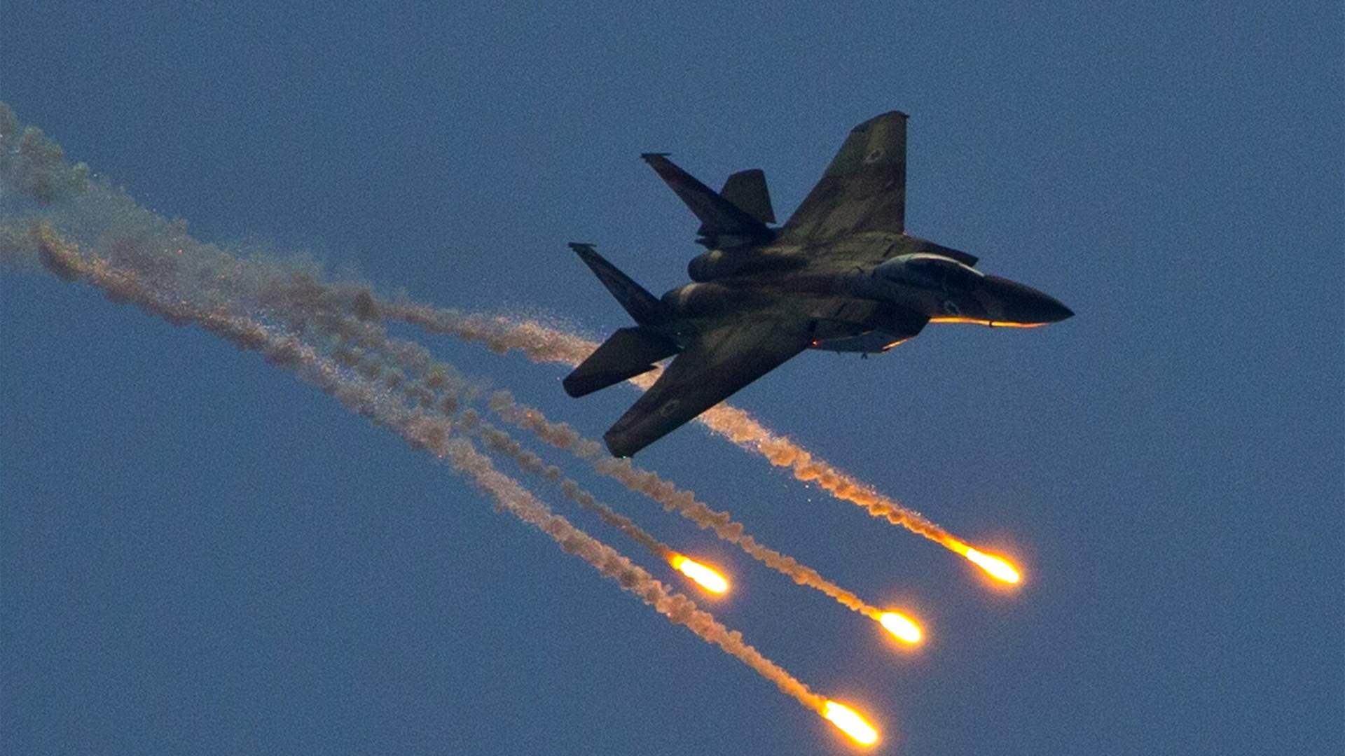 Israeli warplanes strike Hezbollah positions in southern Lebanon