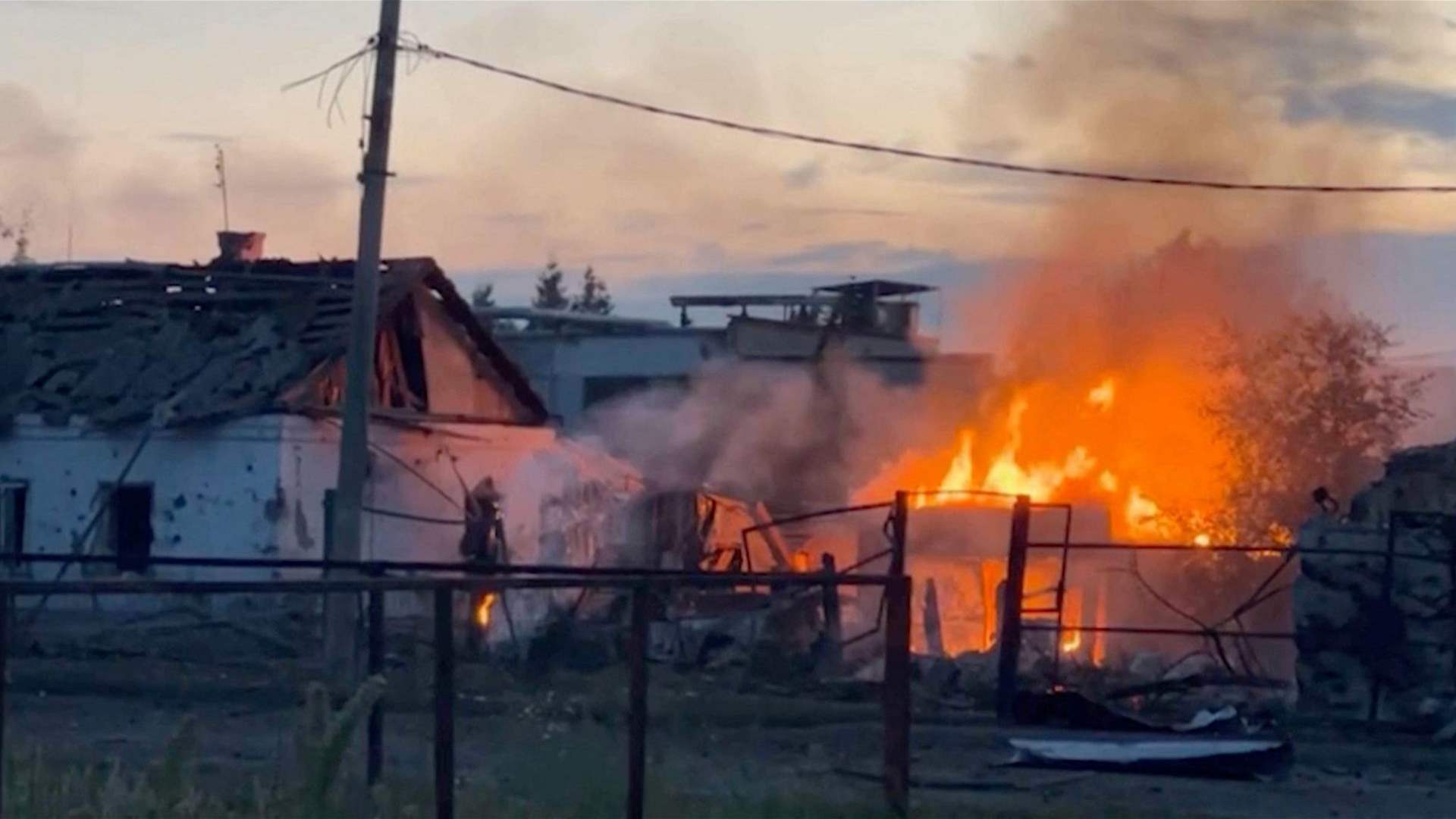 Ukraine volunteers evacuate residents near Kursk region