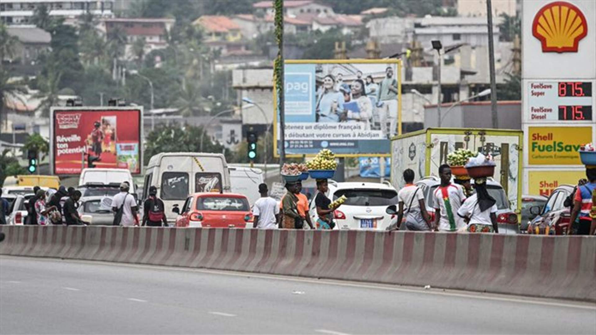 13 قتيلا و45 جريحا في حادث مروري في ساحل العاج