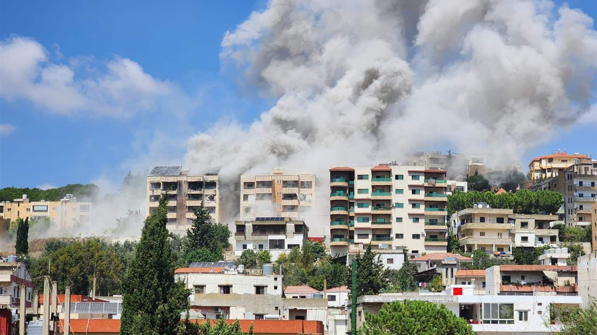 Final toll: 12 injured in Israeli airstrike on Nabatieh, South Lebanon