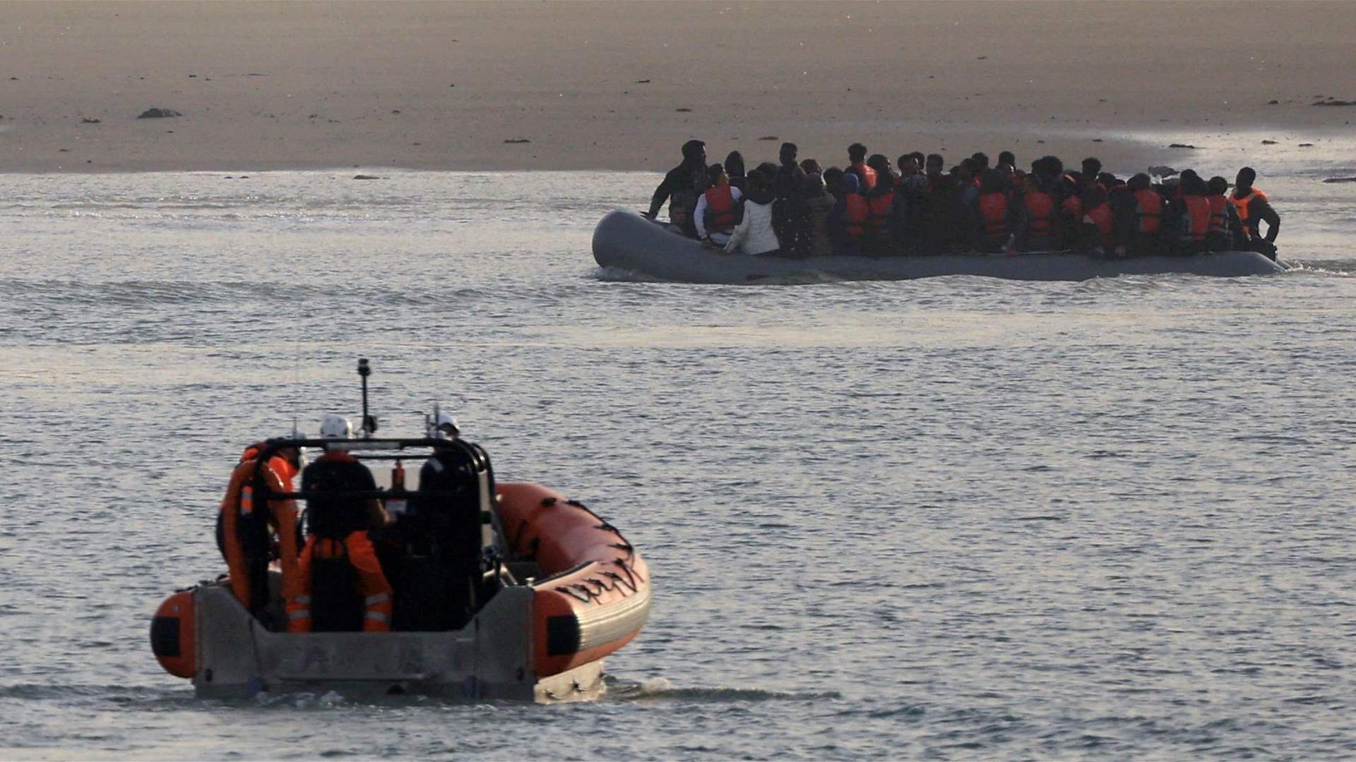 &#39;Several migrants&#39; die in Channel crossing attempt: French authorities say