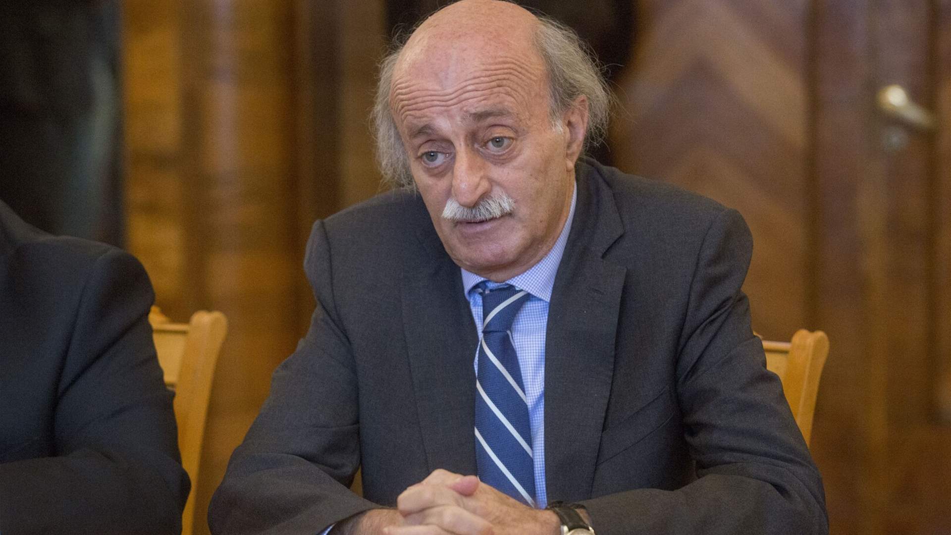 Jumblatt expresses solidarity with resistance, condemns Israeli aggression