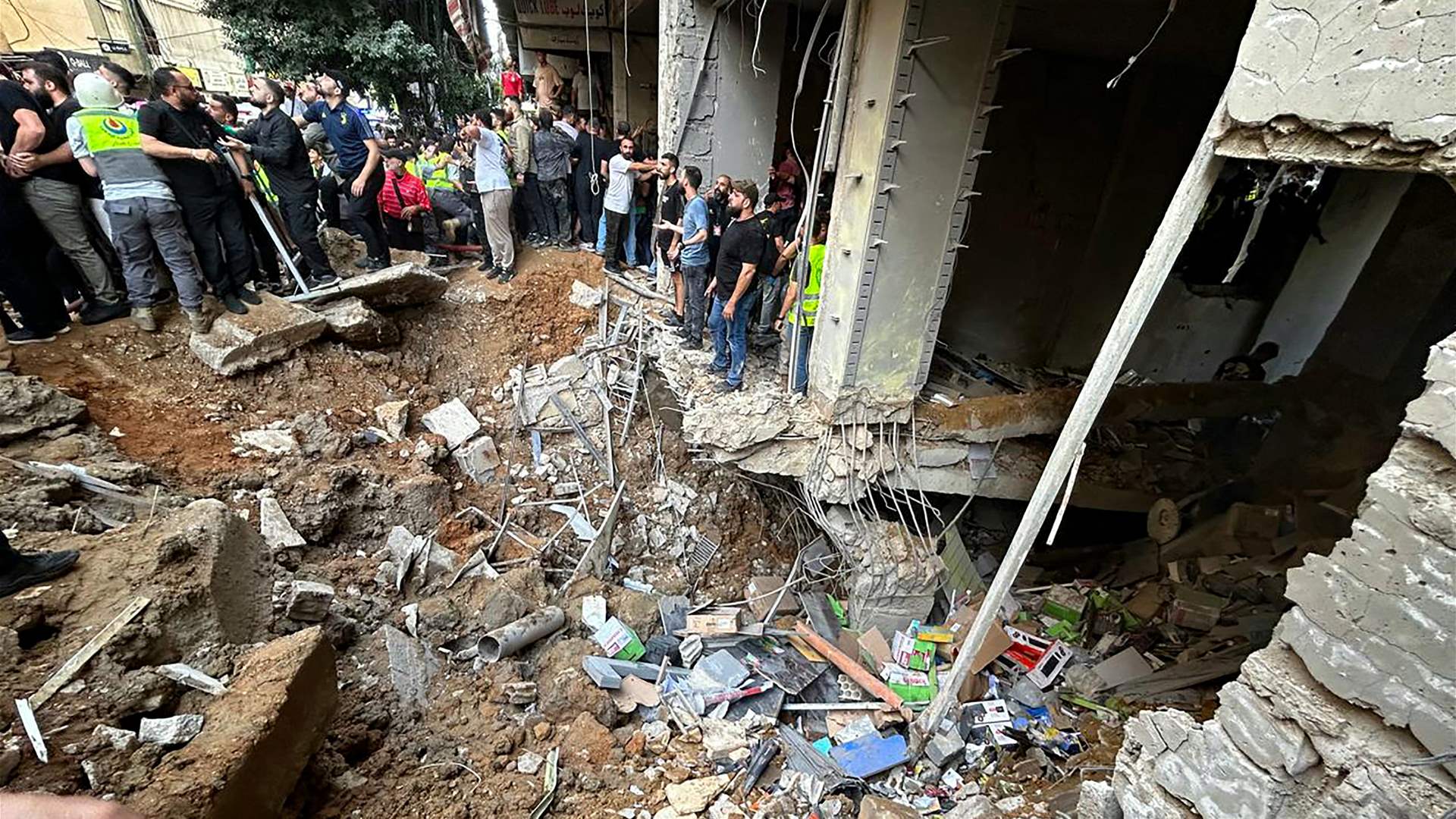 Civil Defense: Rescue teams search for individuals trapped under the rubble in Jamous area following Israeli strike