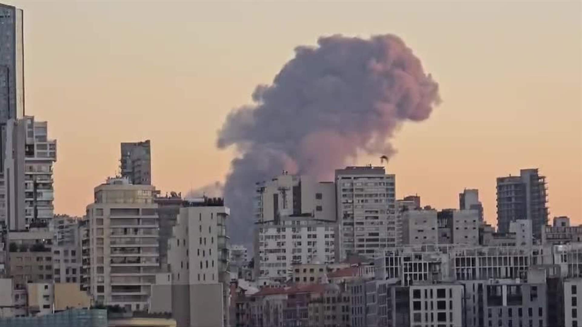 Israel hits Beirut&#39;s southern suburbs causing loud explosions