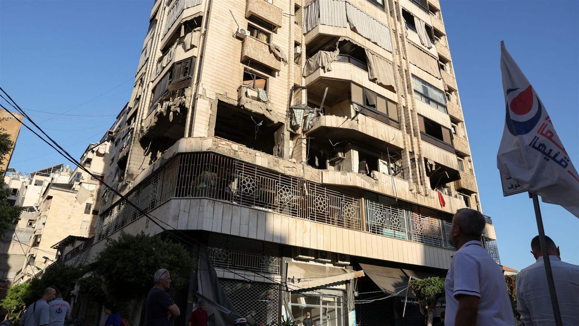 Beirut&#39;s Bachoura hit for the first time: Israel targets health center, killing medics 