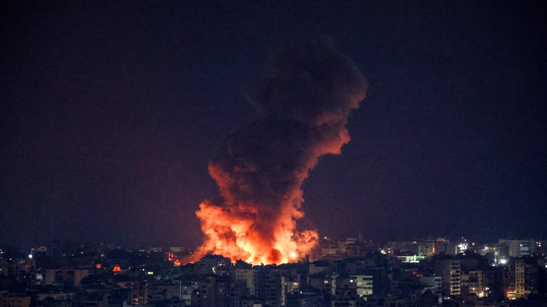 Over 30 airstrikes hit Beirut&#39;s southern suburbs in heaviest night of Israeli aggression