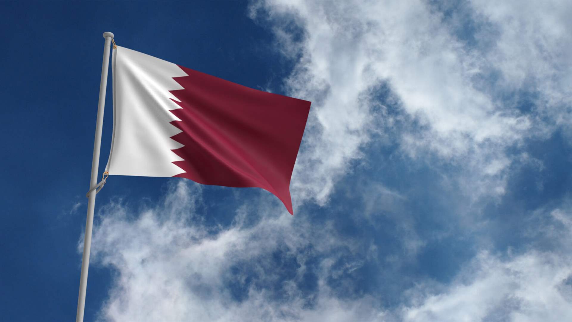 Qatari plane carrying aid arrives at Beirut airport