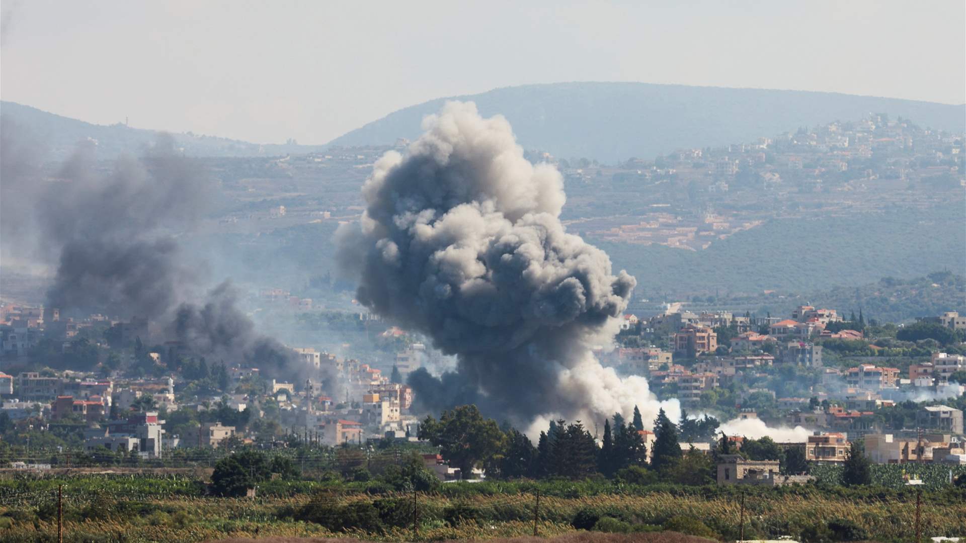 Israeli airstrikes target villages in southern Lebanon