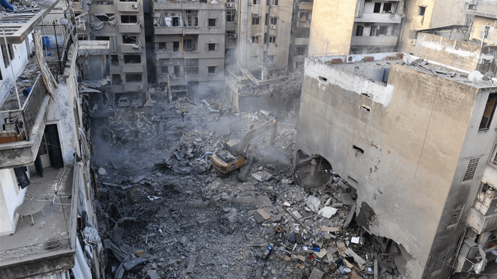 Third Israeli strike on central Beirut: Failed assassination attempt leaves destruction, civilians killed