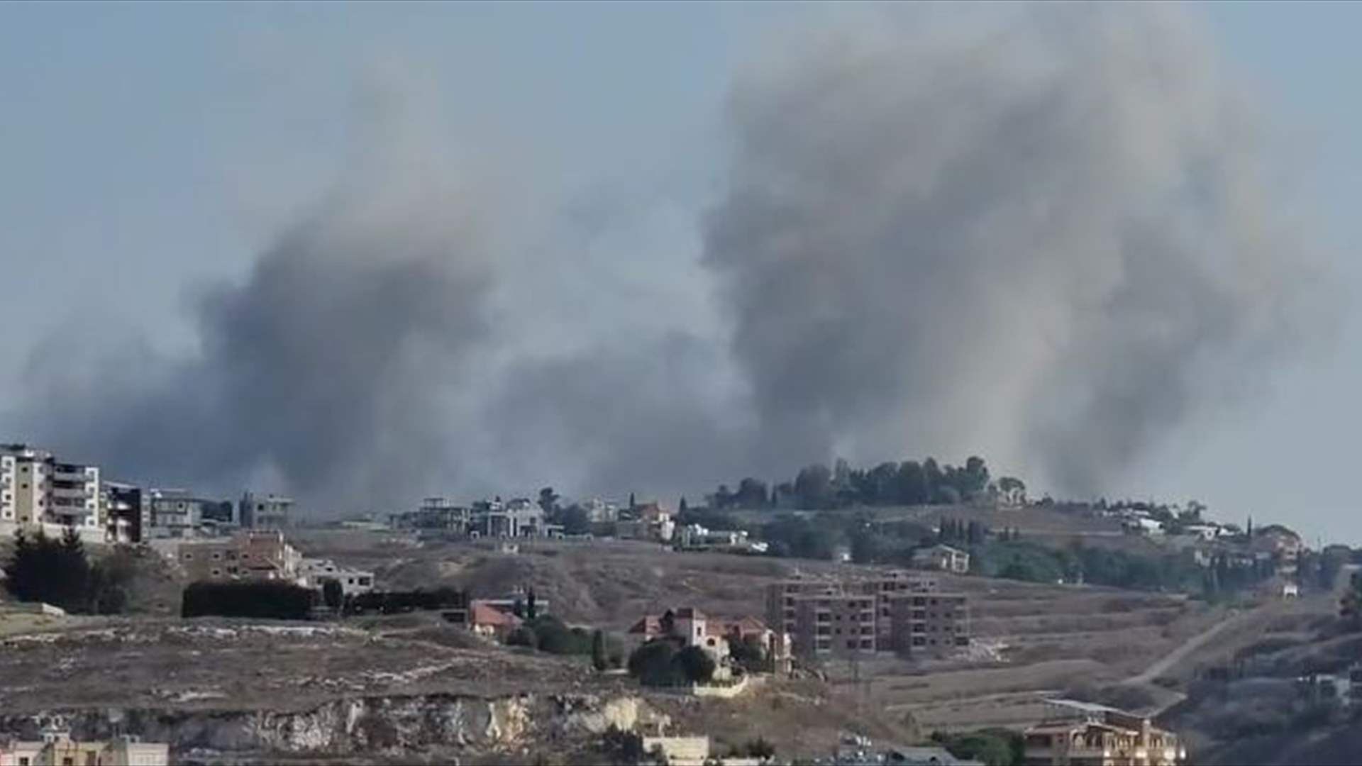 Intense Israeli airstrikes hit Nabatieh, South Lebanon, targeting municipality&#39;s crisis cell (Video)