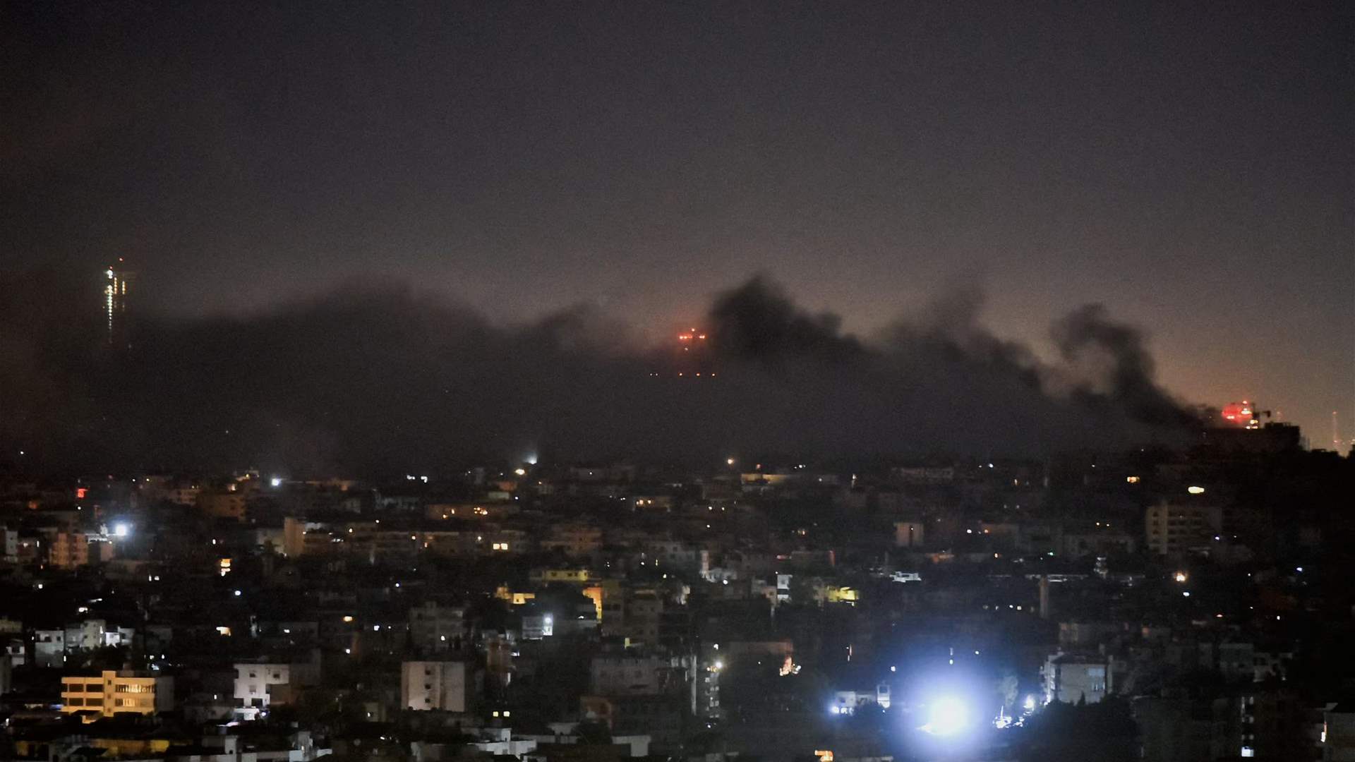 Israeli airstrikes rock Beirut&#39;s southern suburbs, casualties climb amid escalating conflict