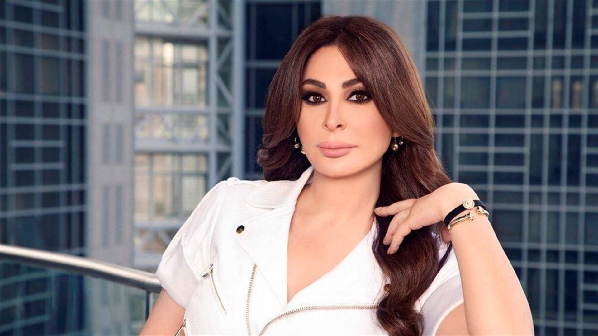 إليسا: كل الباعة في وطني محط استهداف إلا باعة الوطن