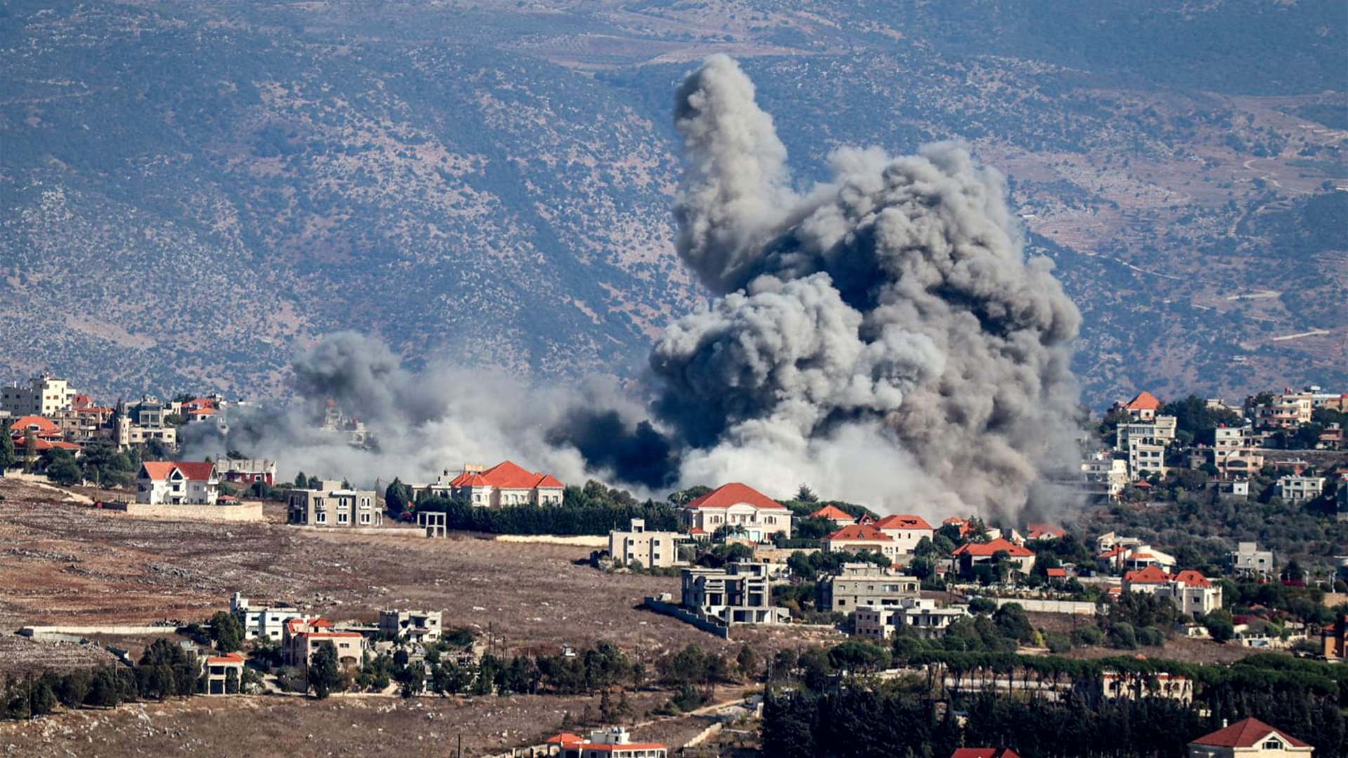 Israeli airstrike on house in Jouaiyya kills two, additional strikes near Bazouriye and Borj El Chmali, South Lebanon