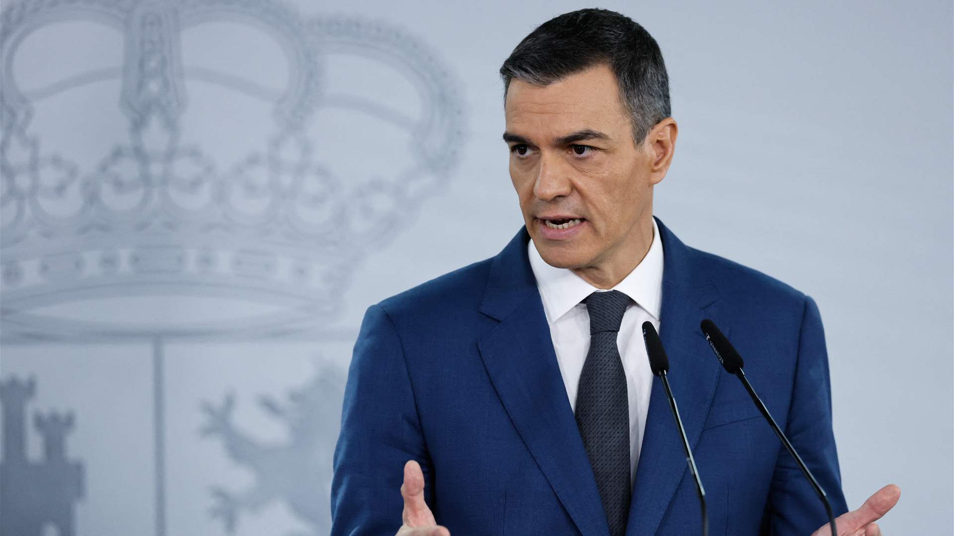 Spain&#39;s PM announces flood aid plan of 10.6 billion euros