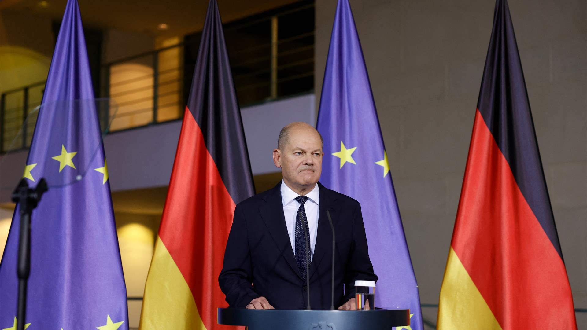 German opposition demands confidence vote next week