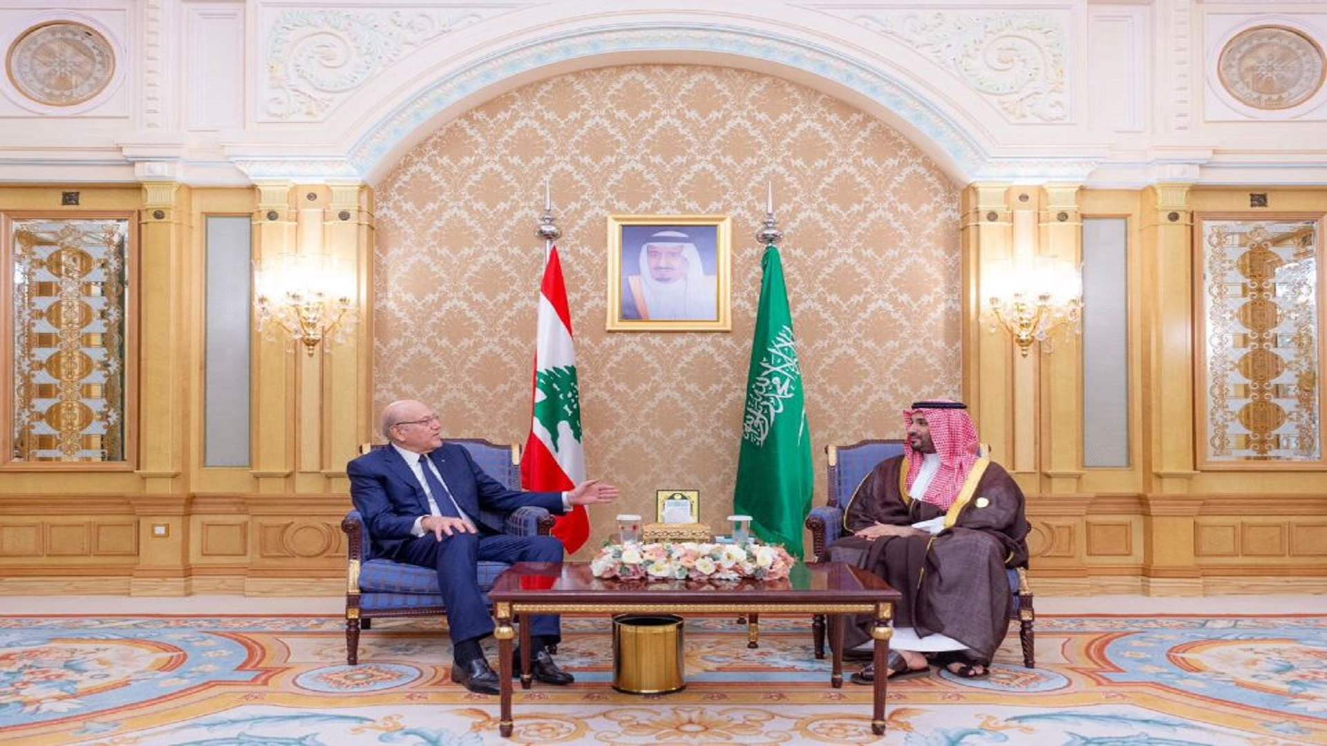 Saudi Crown Prince Mohammed bin Salman meets Lebanon&#39;s PM Mikati to discuss Israeli aggression