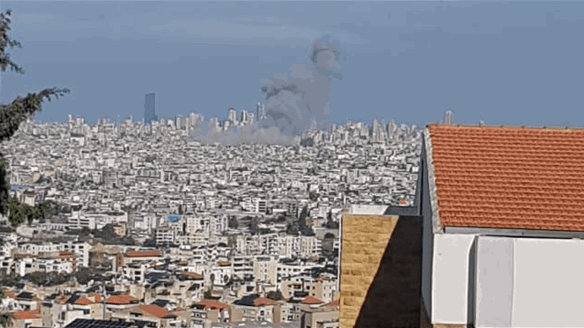 Israeli airstrikes hit Beirut&#39;s southern suburbs following evacuation warning